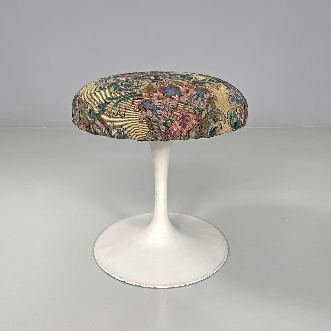 Americano Sgabello rotondo moderno americano in tessuto floreale Tulip di Eero Saarinen per Knoll anni '70 in vendita