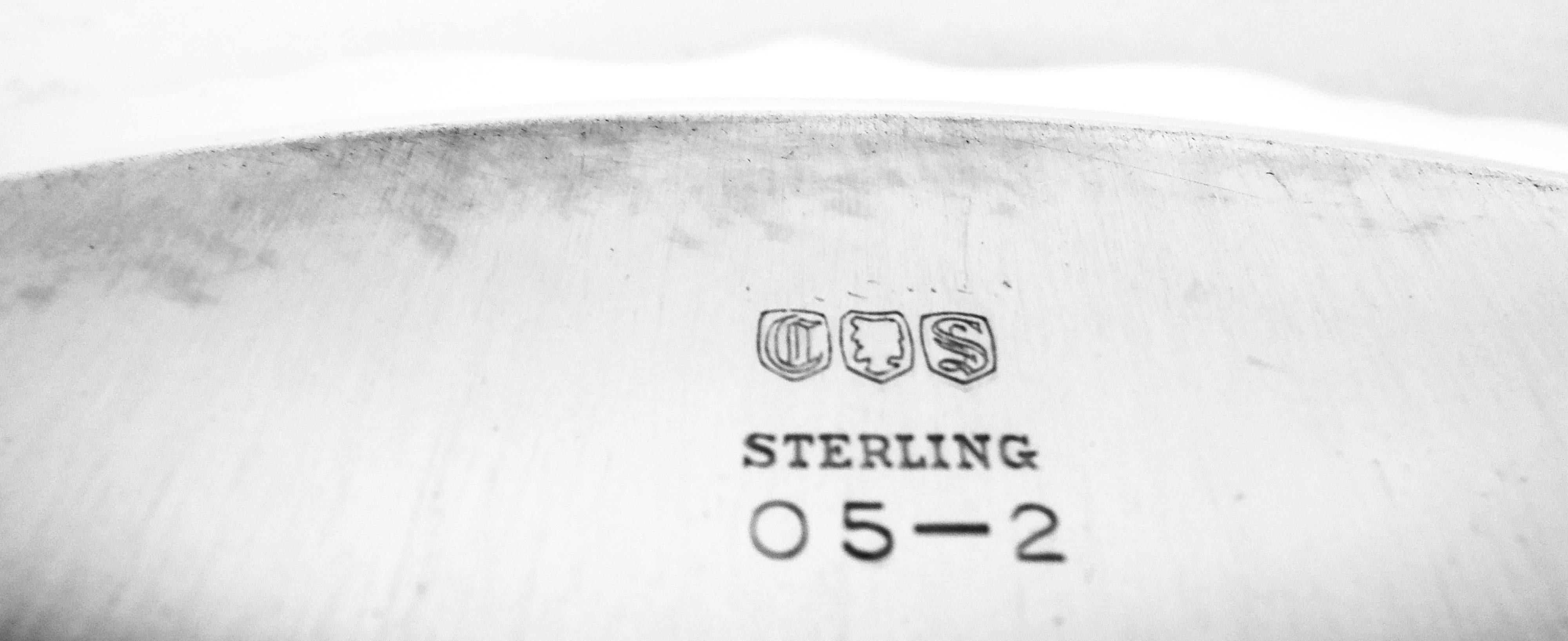 20ième siècle American Modern Georgian Sterling Silver Piecrust Tray en vente
