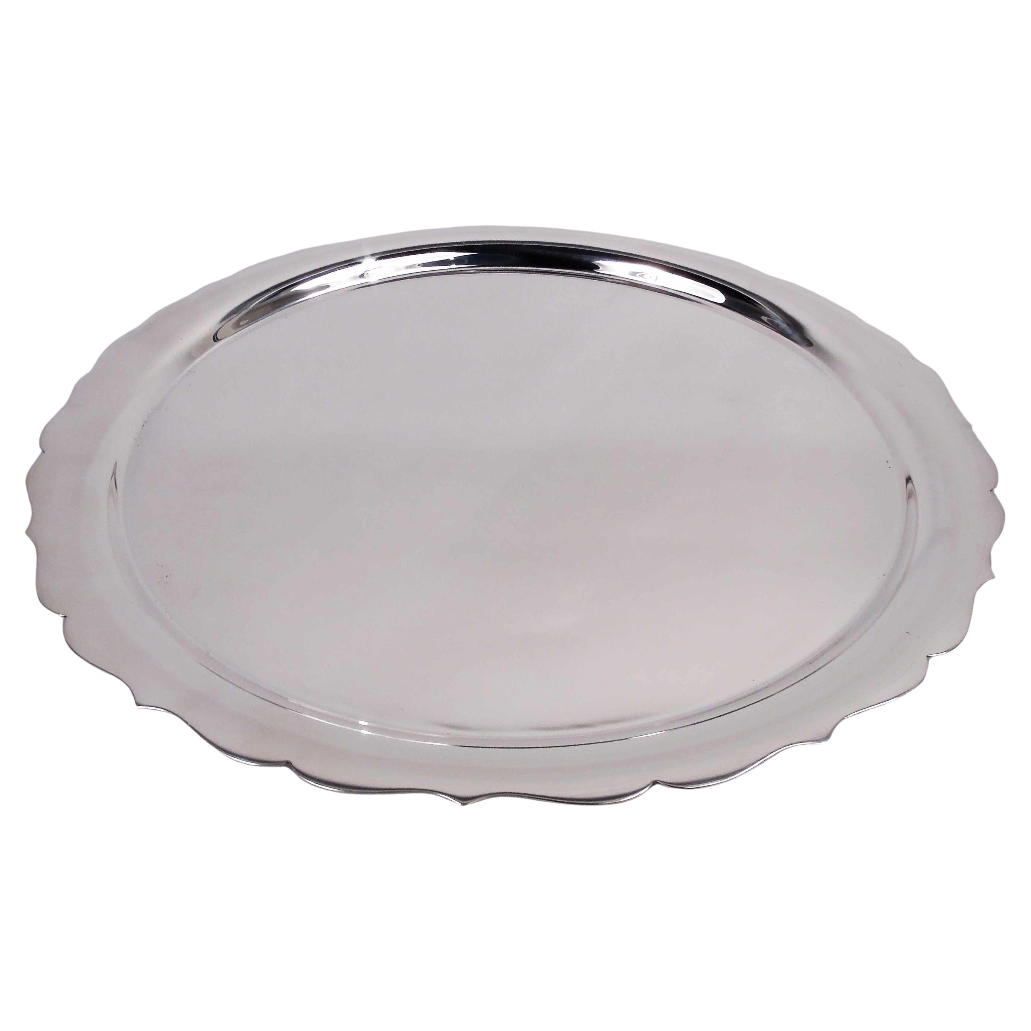 American Modern Georgian Sterling Silver Tray with Ogee Piecrust Rim For Sale