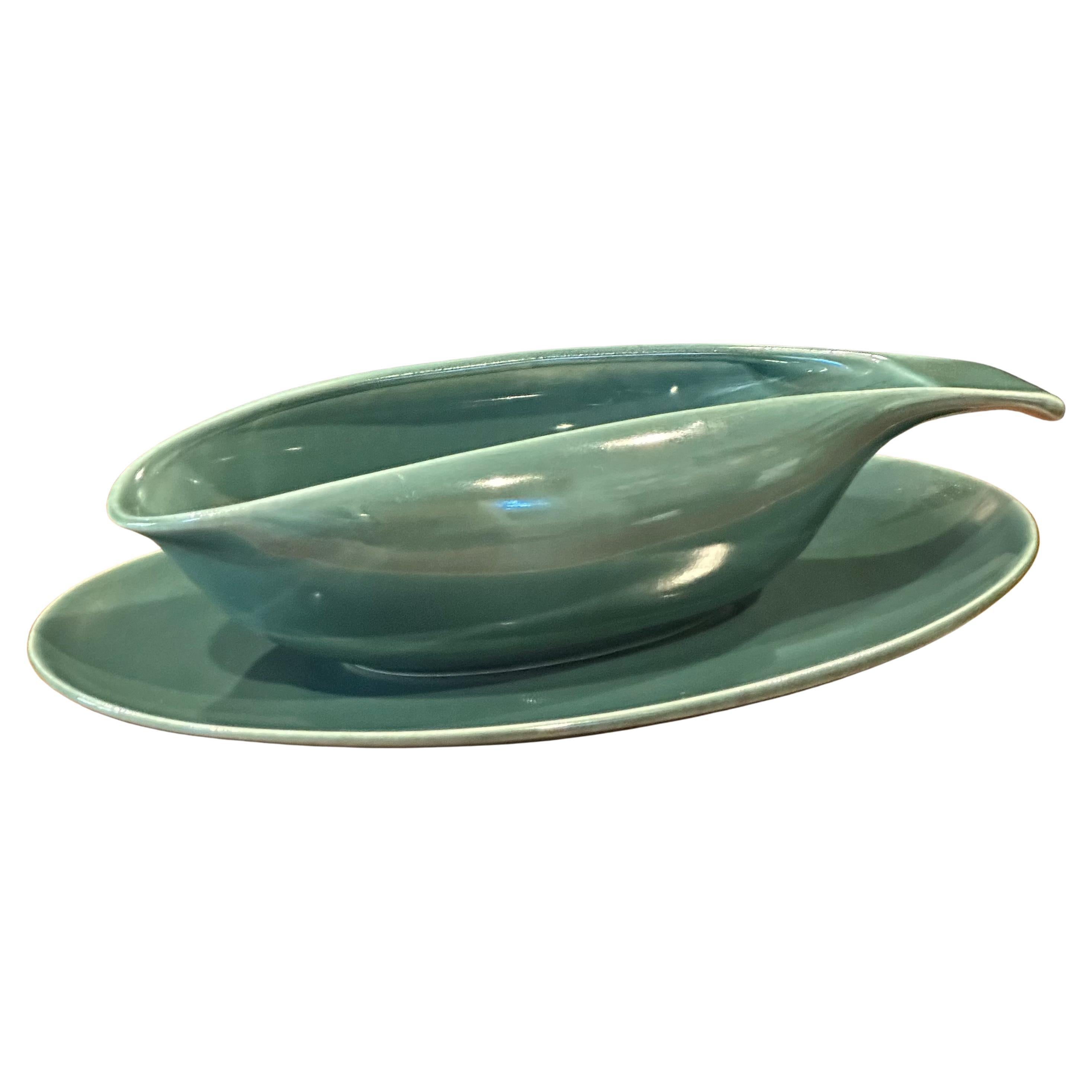 American Modern Gravy Boat in Sea Foam Green by Russel Wright Stubenville For Sale 5