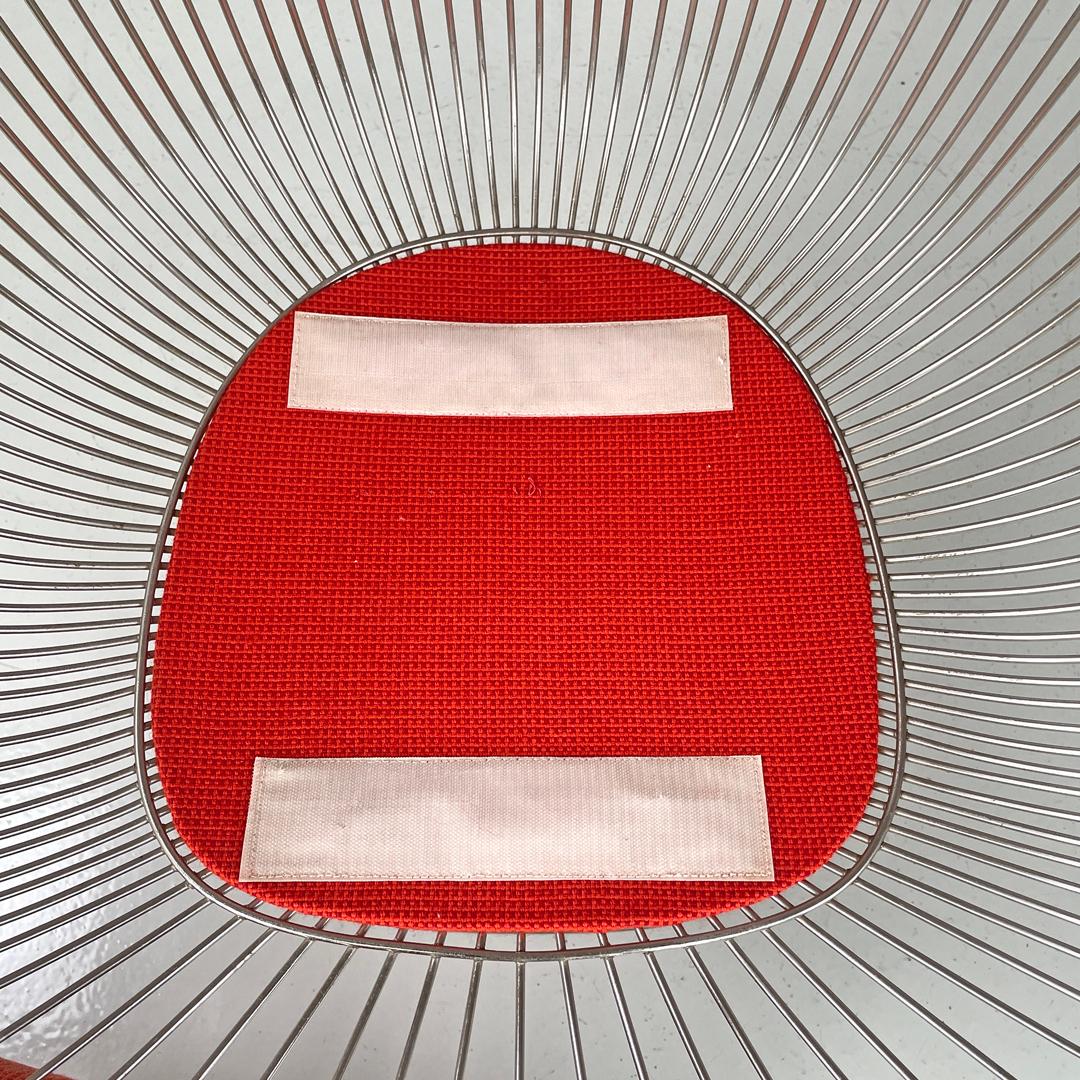 Sedie moderne americane in metallo e tessuto rosso di Warren Platner per Knoll, anni '70 in vendita 2