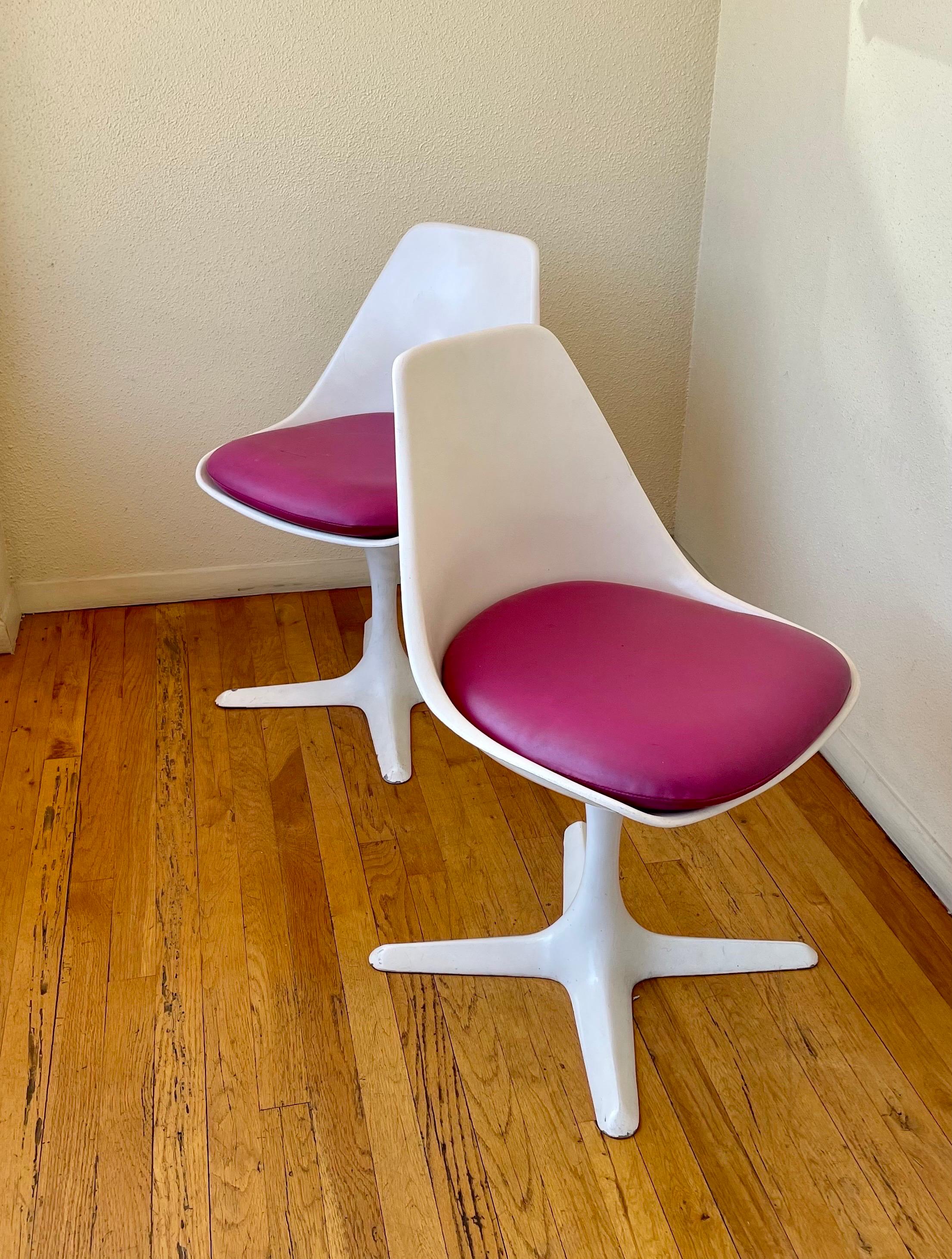 American Modern Space Age Set of 4 Swivel Chairs by Maurice Burke In Good Condition In San Diego, CA