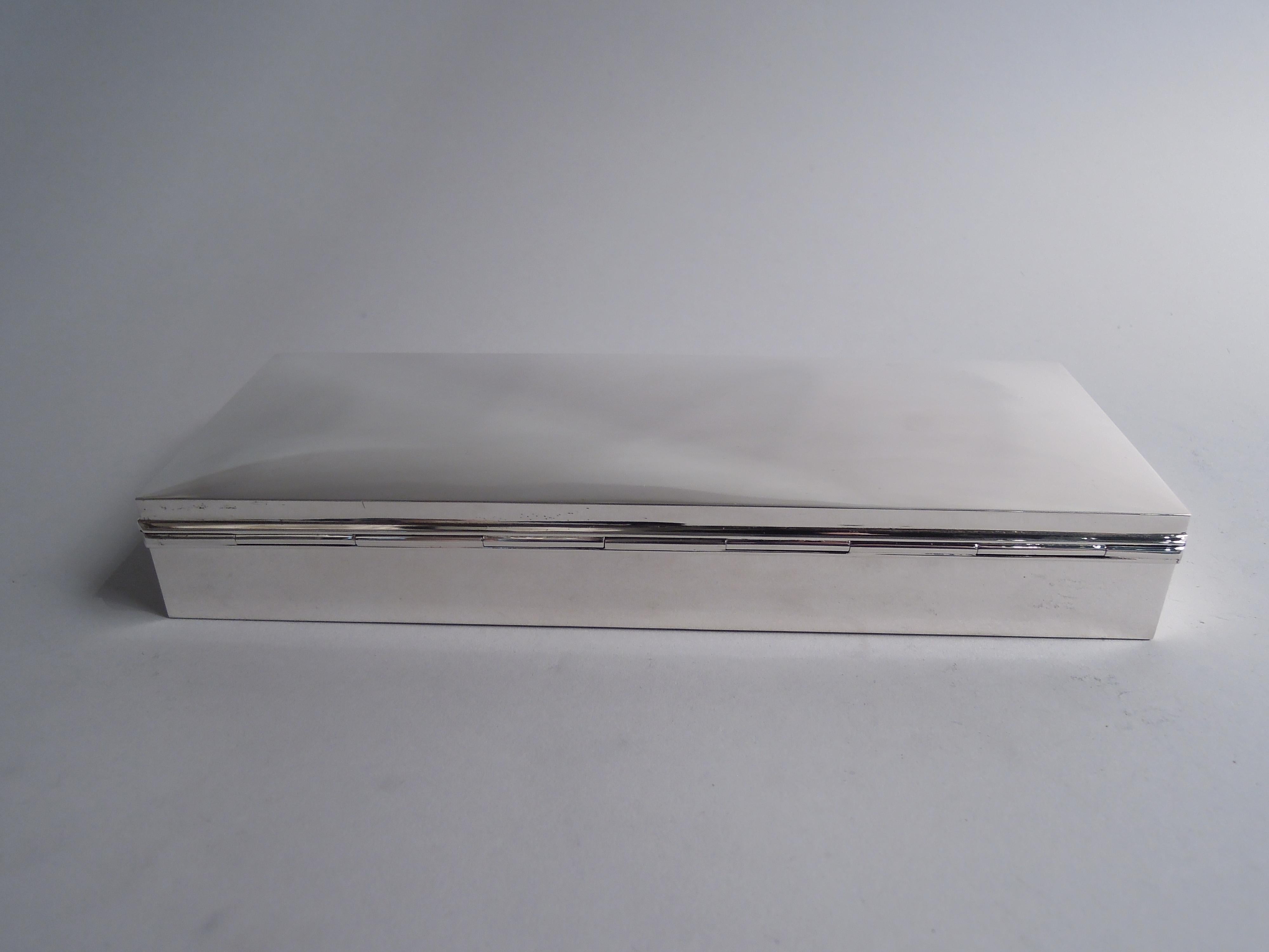 Caja moderna americana de plata de ley de Ubaldo Vitali para Cartier Estadounidense en venta