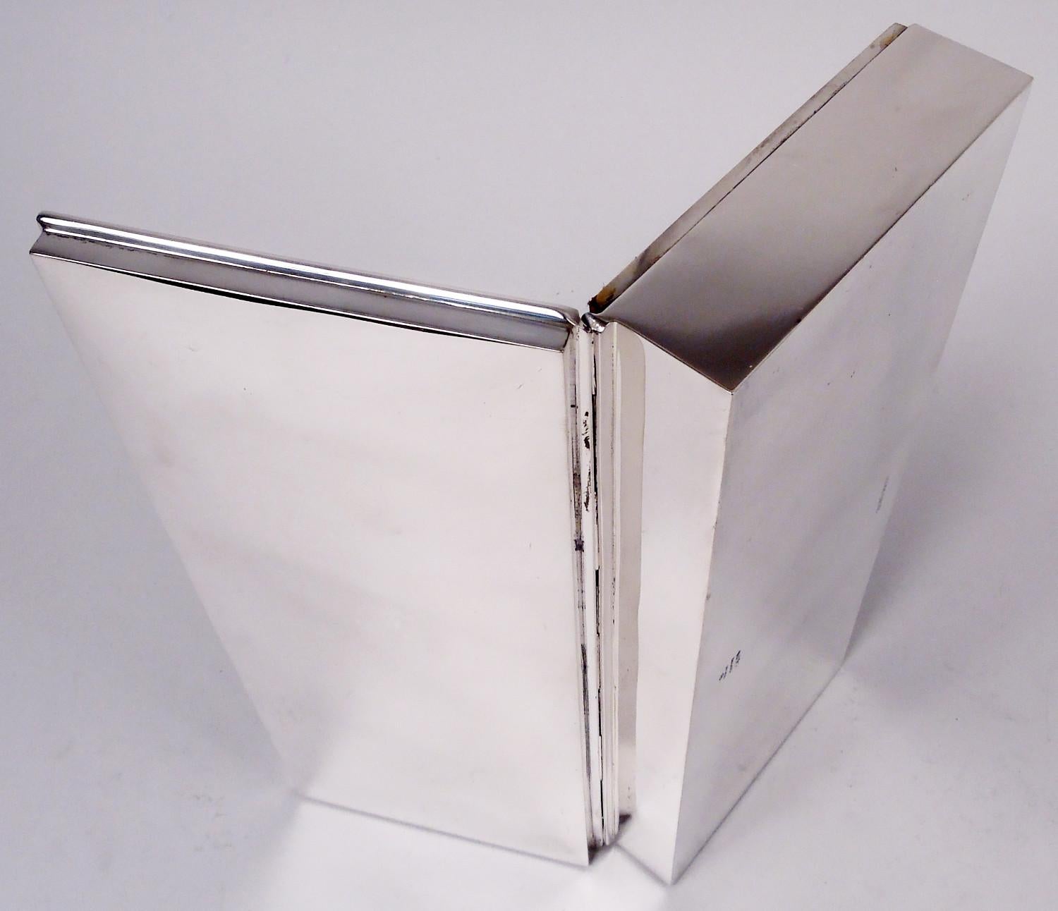 Caja moderna americana de plata de ley de Ubaldo Vitali para Cartier Plata esterlina en venta
