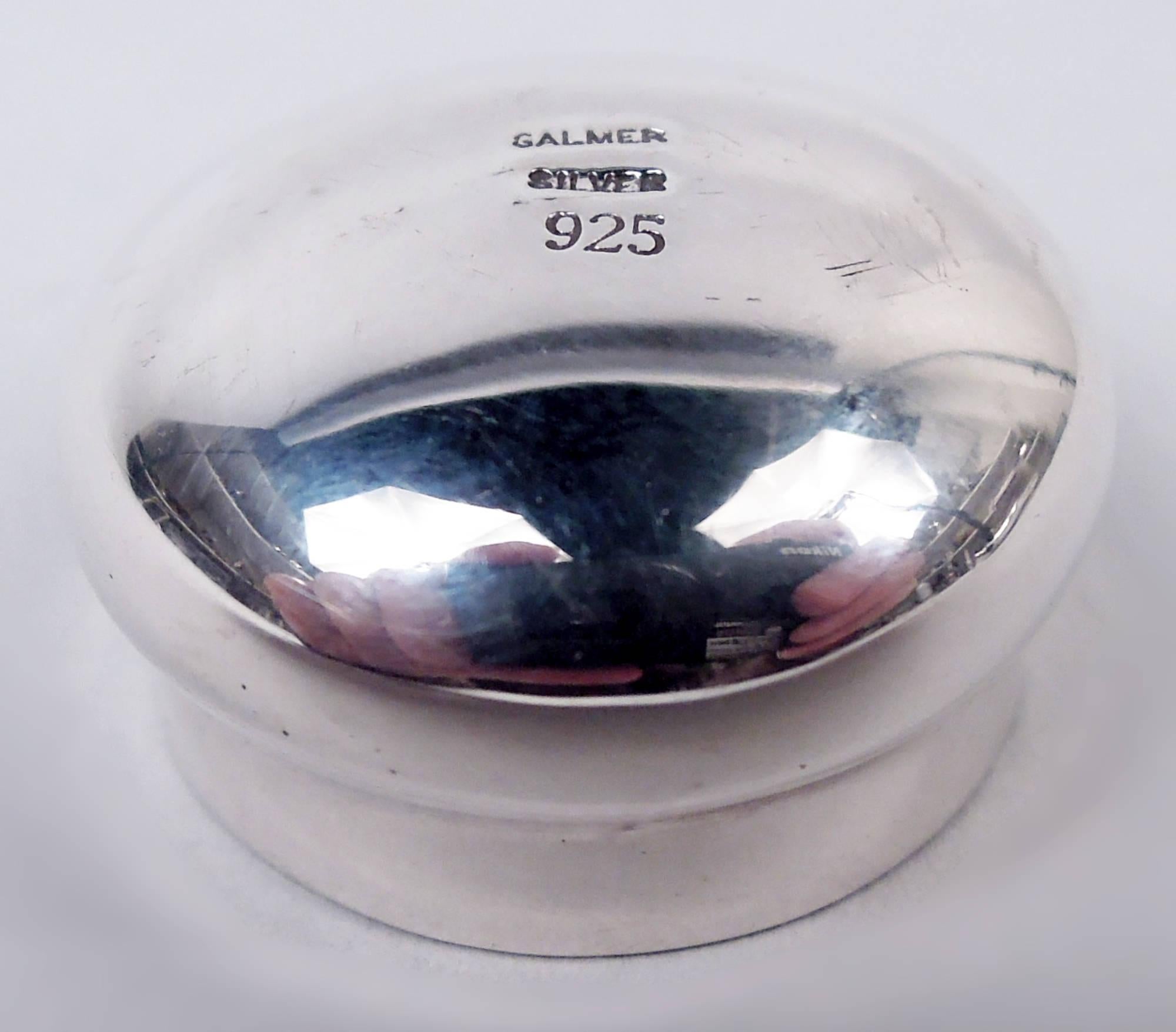 American Modern Sterling Silver Racehorse Flask In condizioni buone in vendita a New York, NY