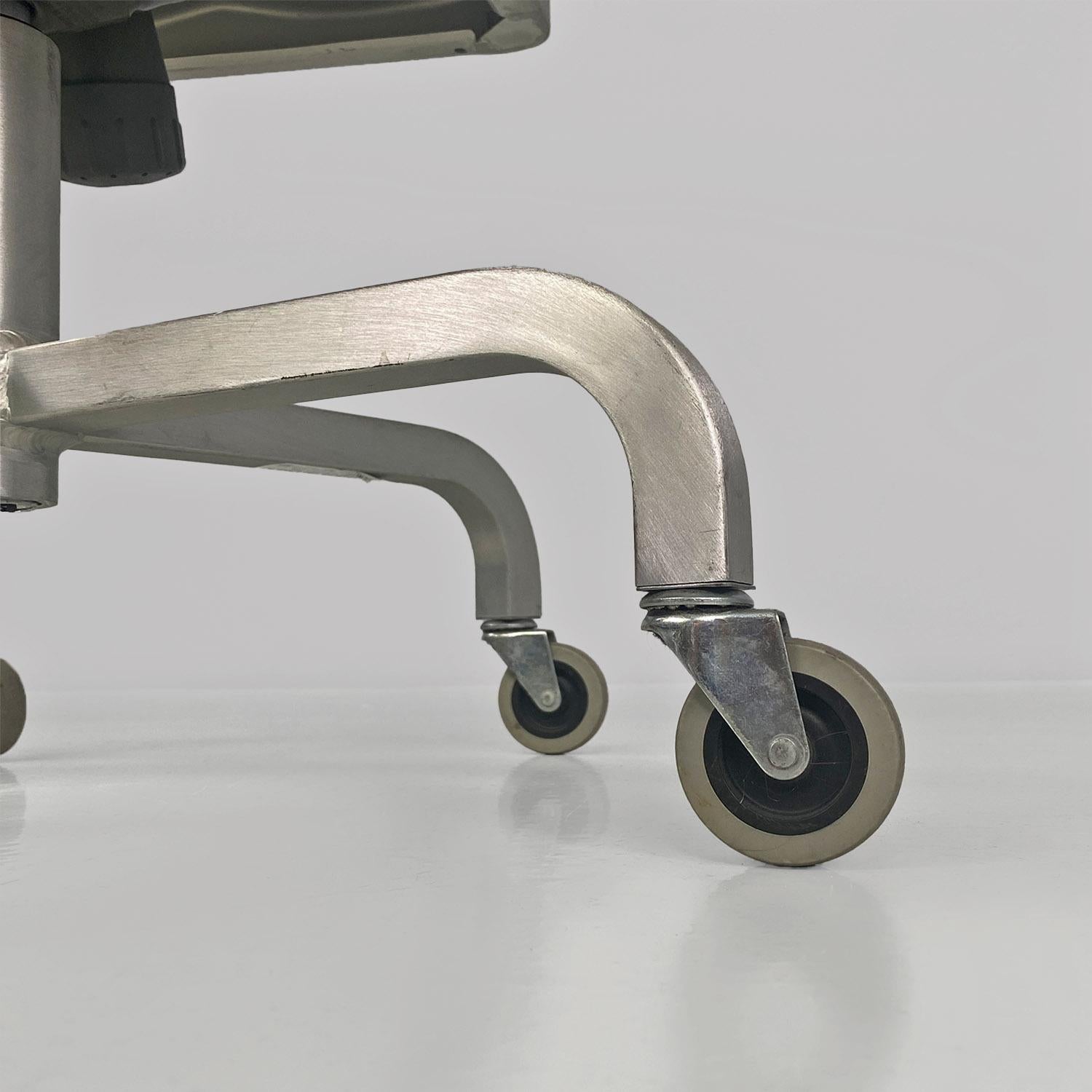 American modern swivel brushed aluminum Hudson chairs by Starck for Emeco, 2000s For Sale 5