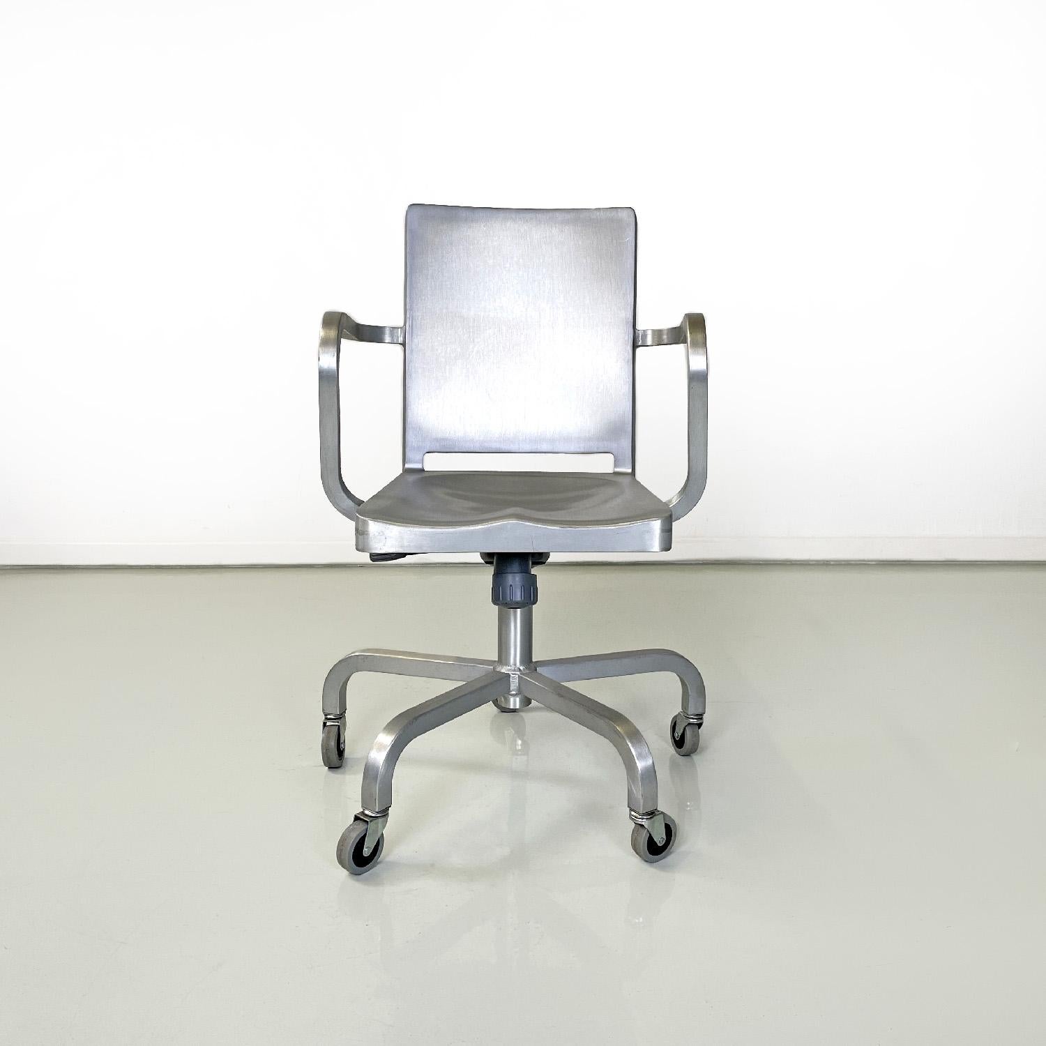 American modern swivel chairs Hudson brushed aluminum by Starck for Emeco, 2000 In Good Condition In MIlano, IT