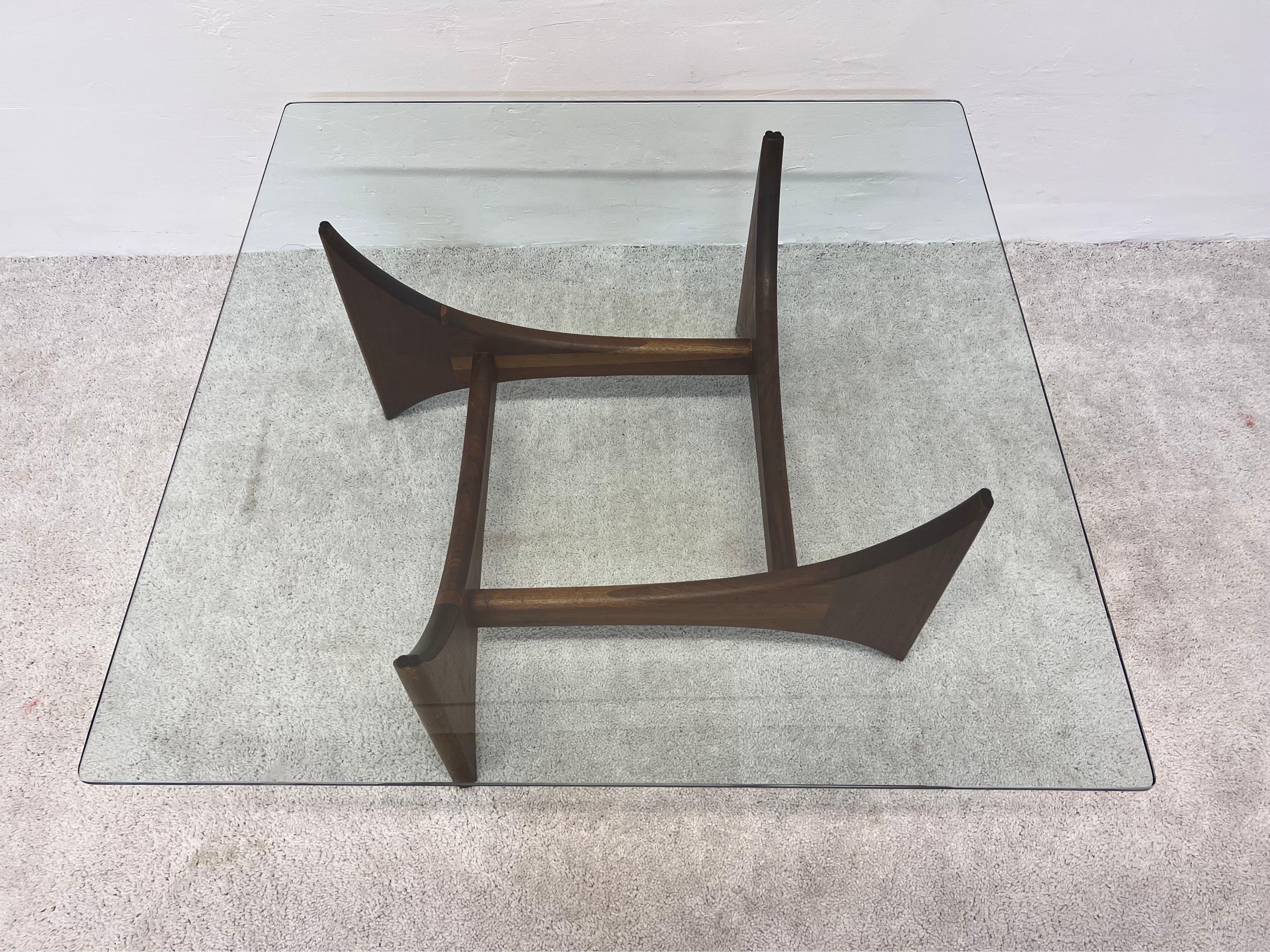 American Modern Walnut and Glass Coffee or Cocktail Table by Adrian Pearsall For Sale 4