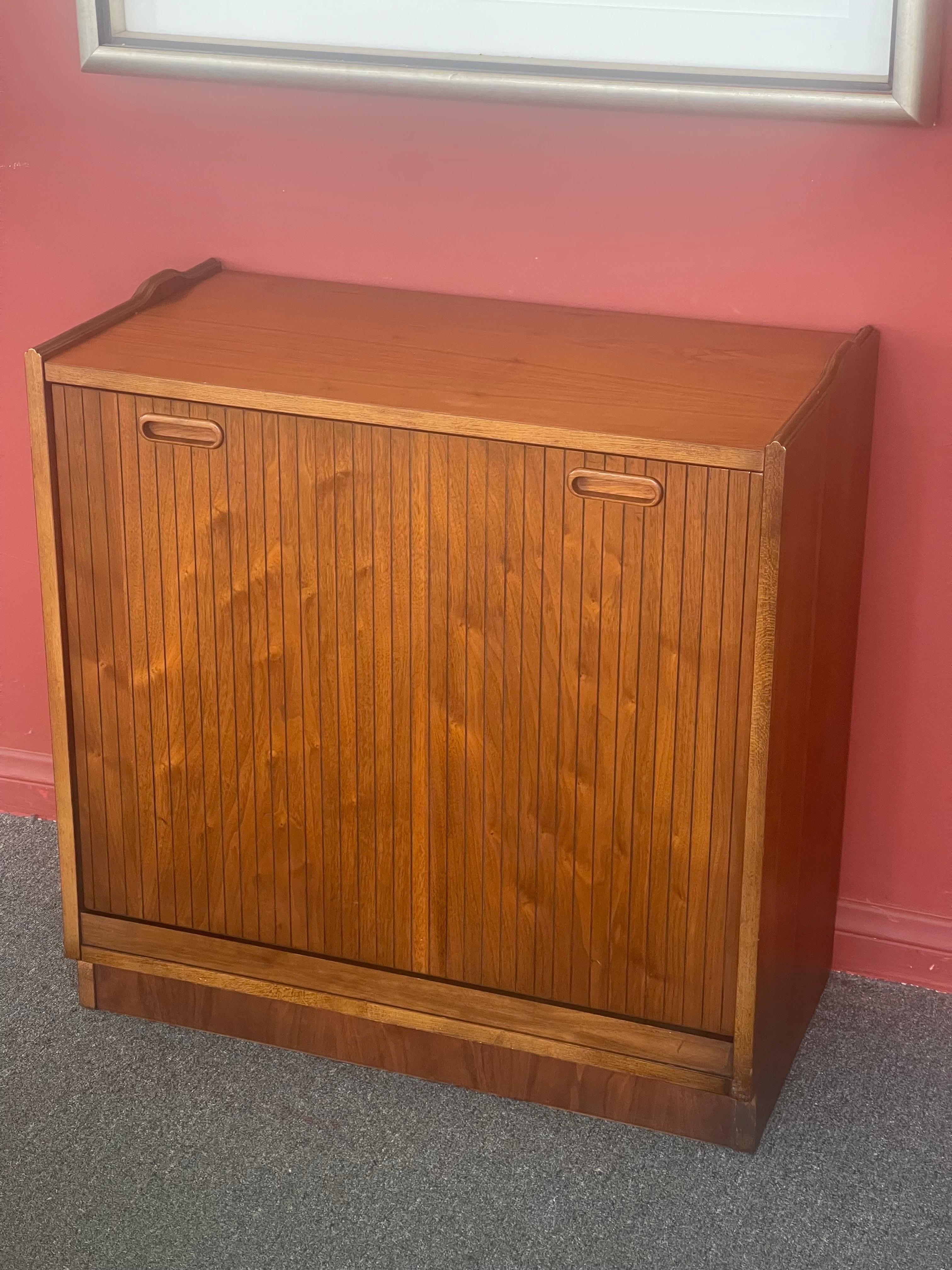 American Modern Walnut Record Cabinet by Lane Furniture For Sale 5