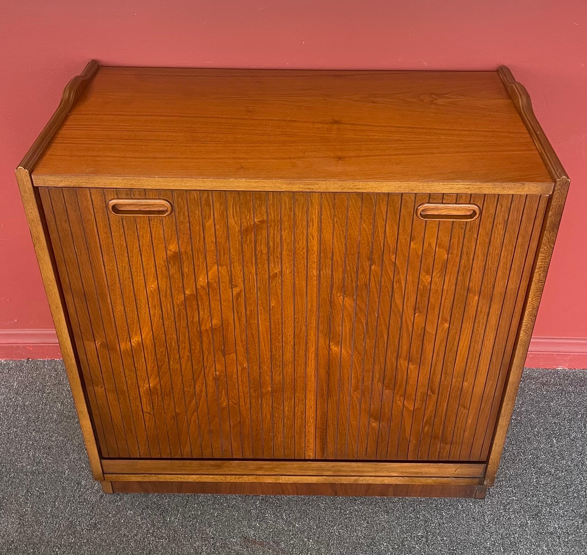 lane furniture record cabinet