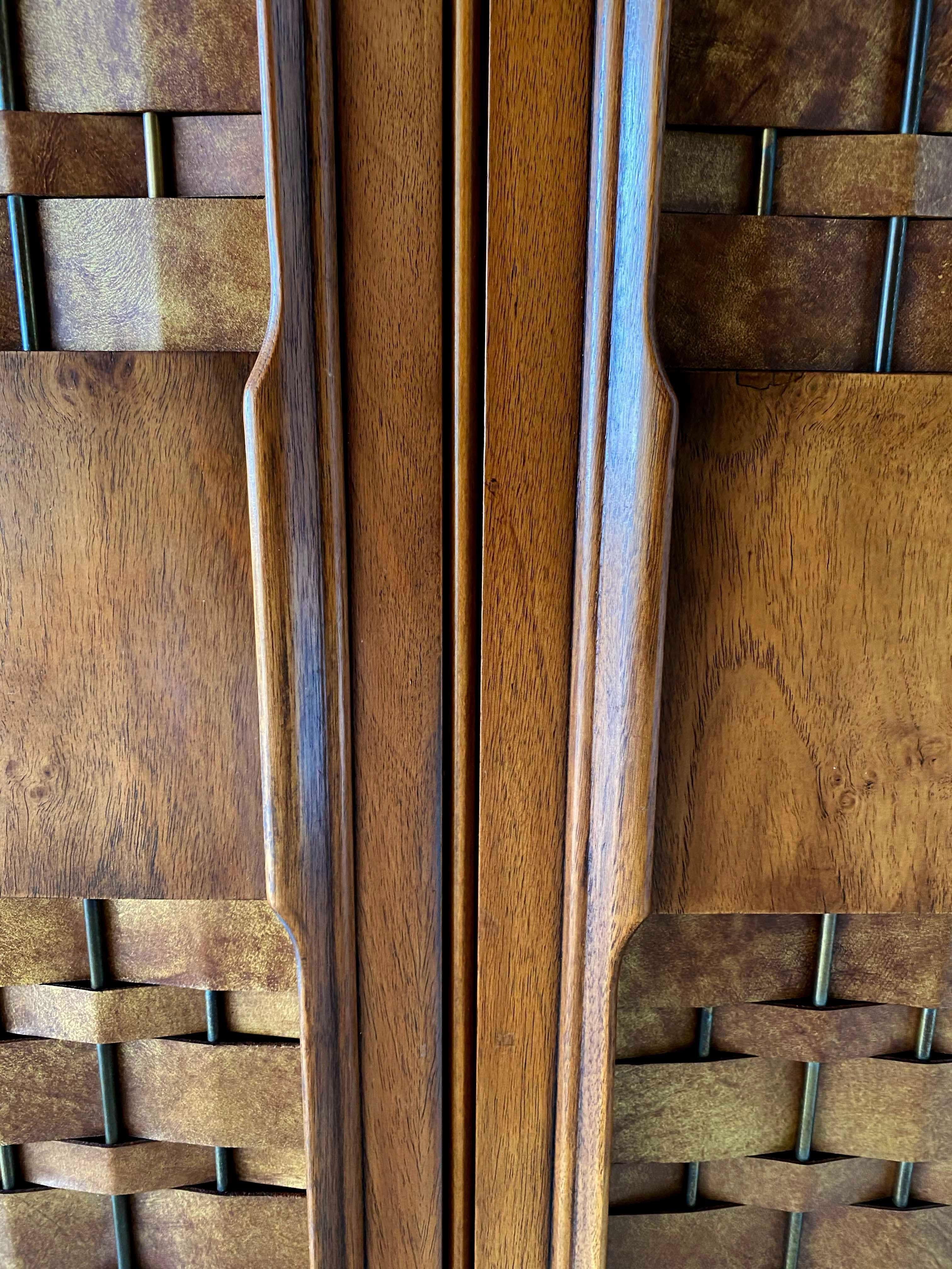 American Modern Woven Front 3 Door Cabinet Cabinet, Dunbar 3