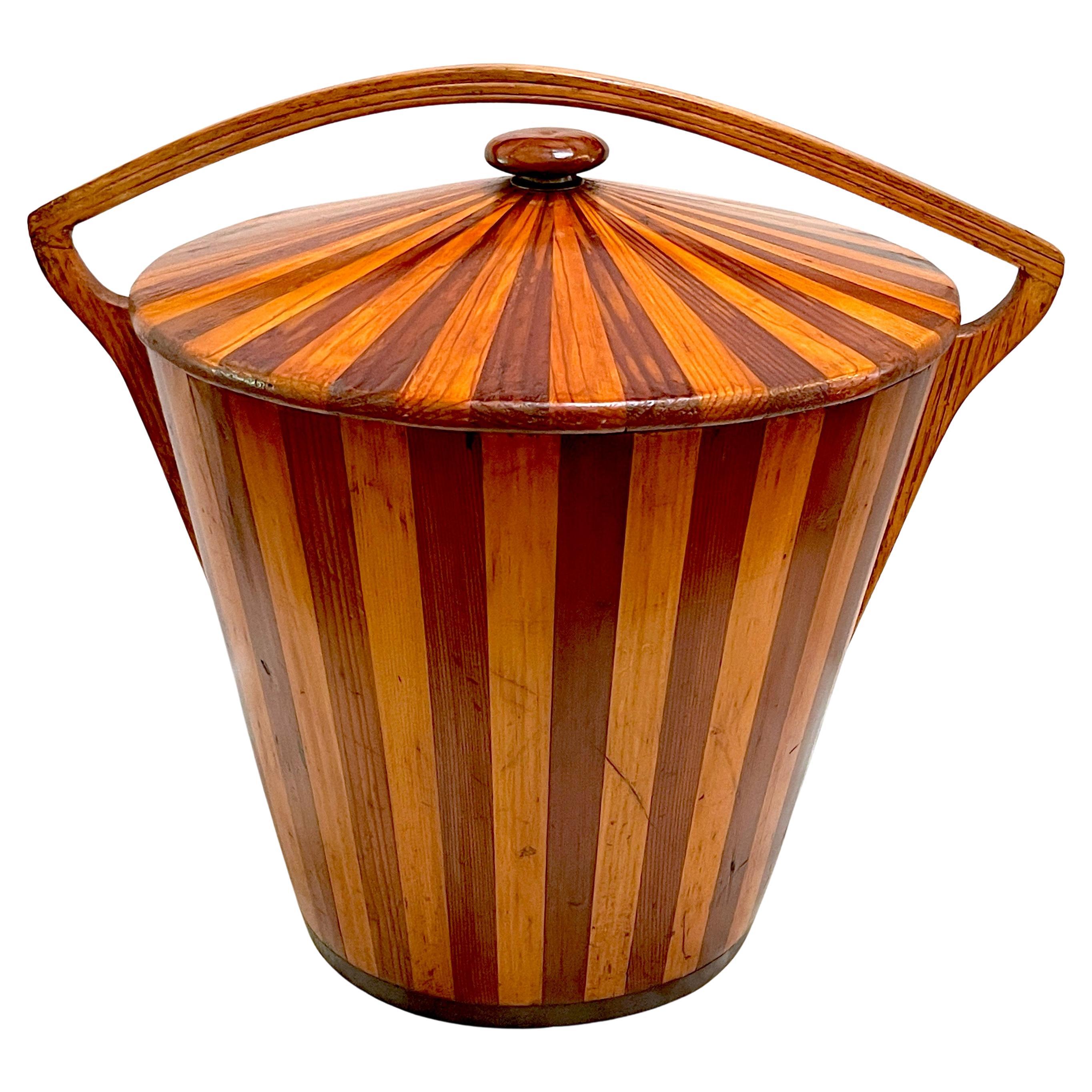 American Modernist Geometric  Inlaid Two-Tone Wood Lidded Bucket /Vessel, 1950s For Sale