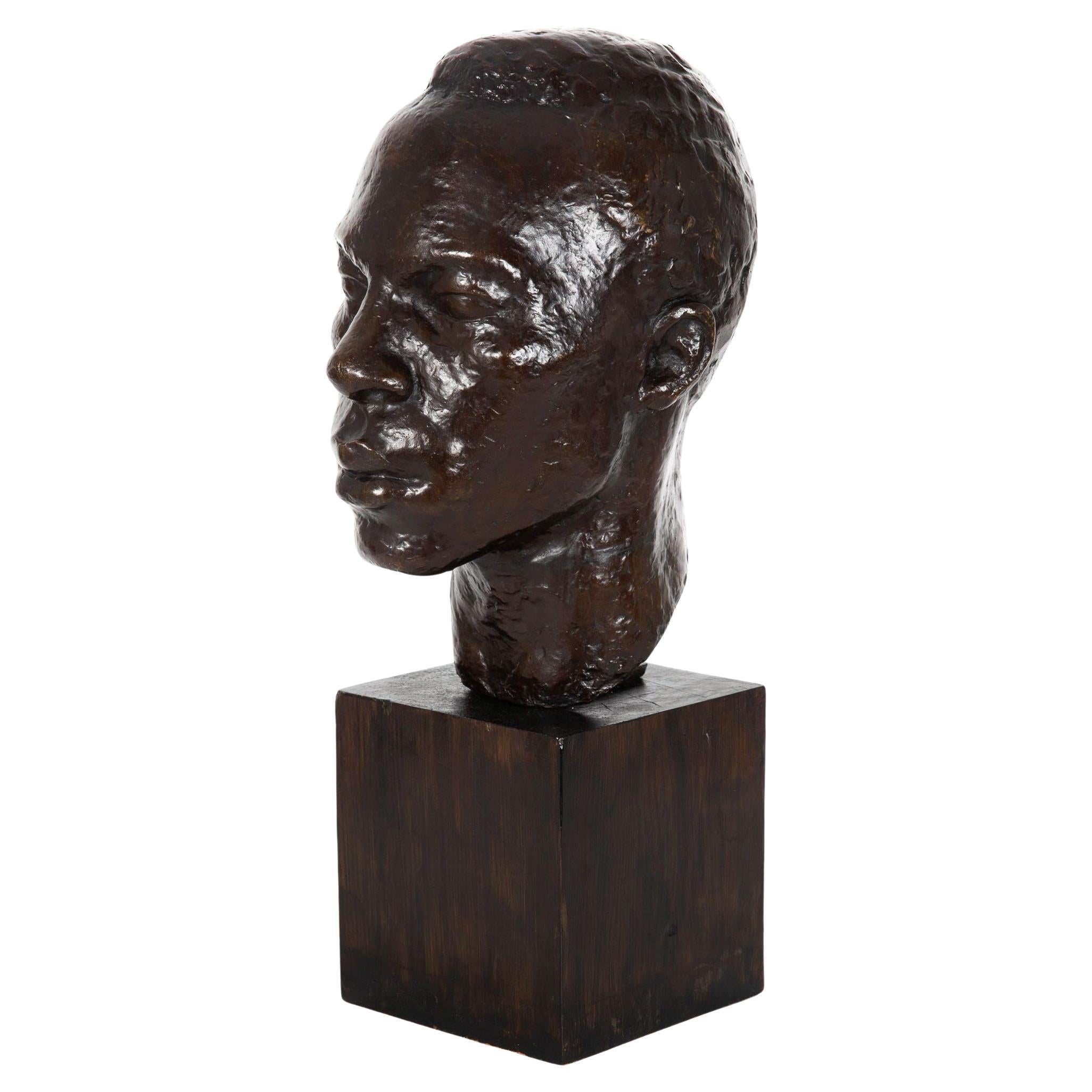 Sculpture moderniste américaine Buste d'homme par Lucile Swan & Valsuani