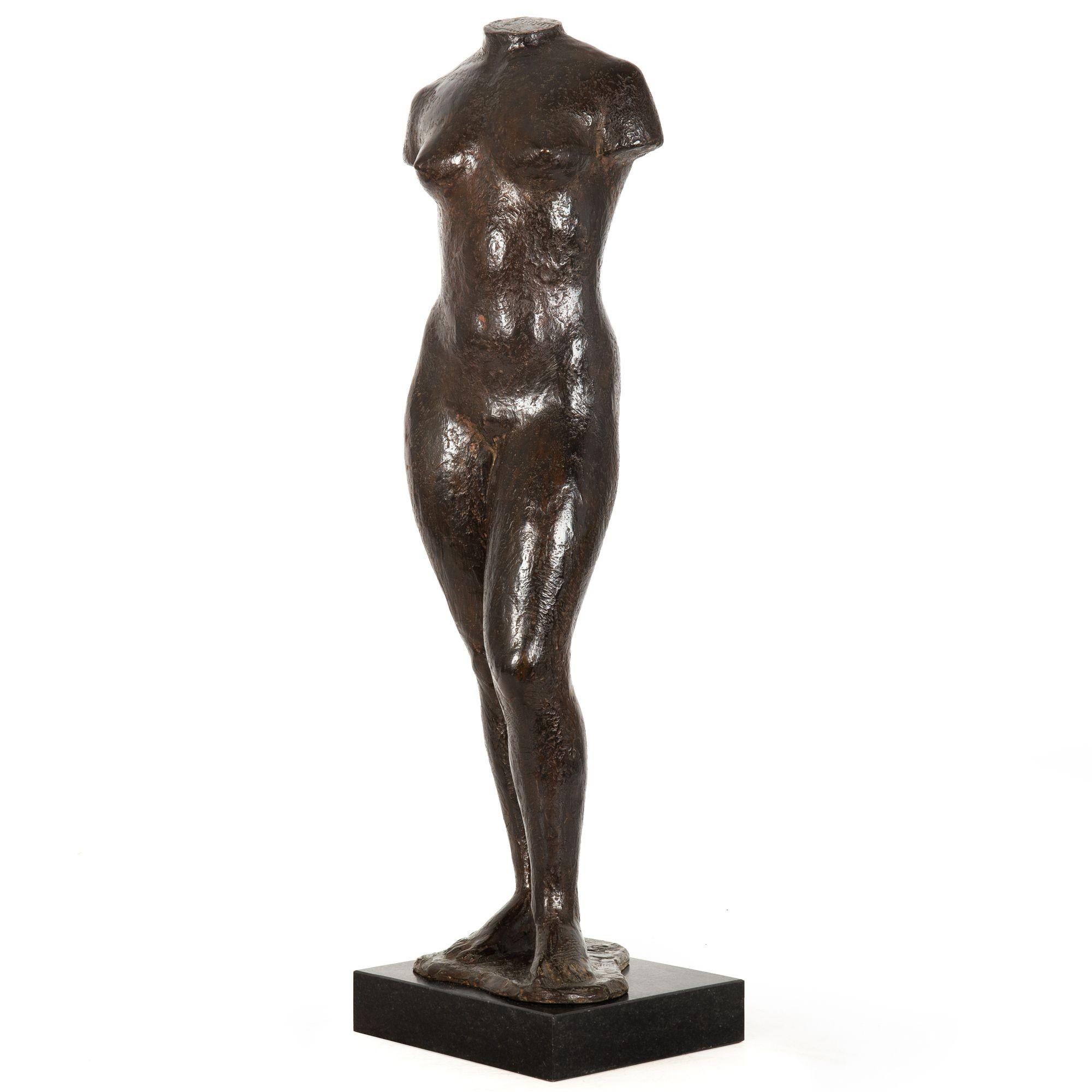 FLOYD TENNISON DEWITT
Stati Uniti, 1934-2021

Nudo femminile senza testa (1992), no. 4 di 15

Bronzo fuso a cera persa e patinato su granito
Firmato con caratteri dell'artista, numerato e datato sulla base.

24