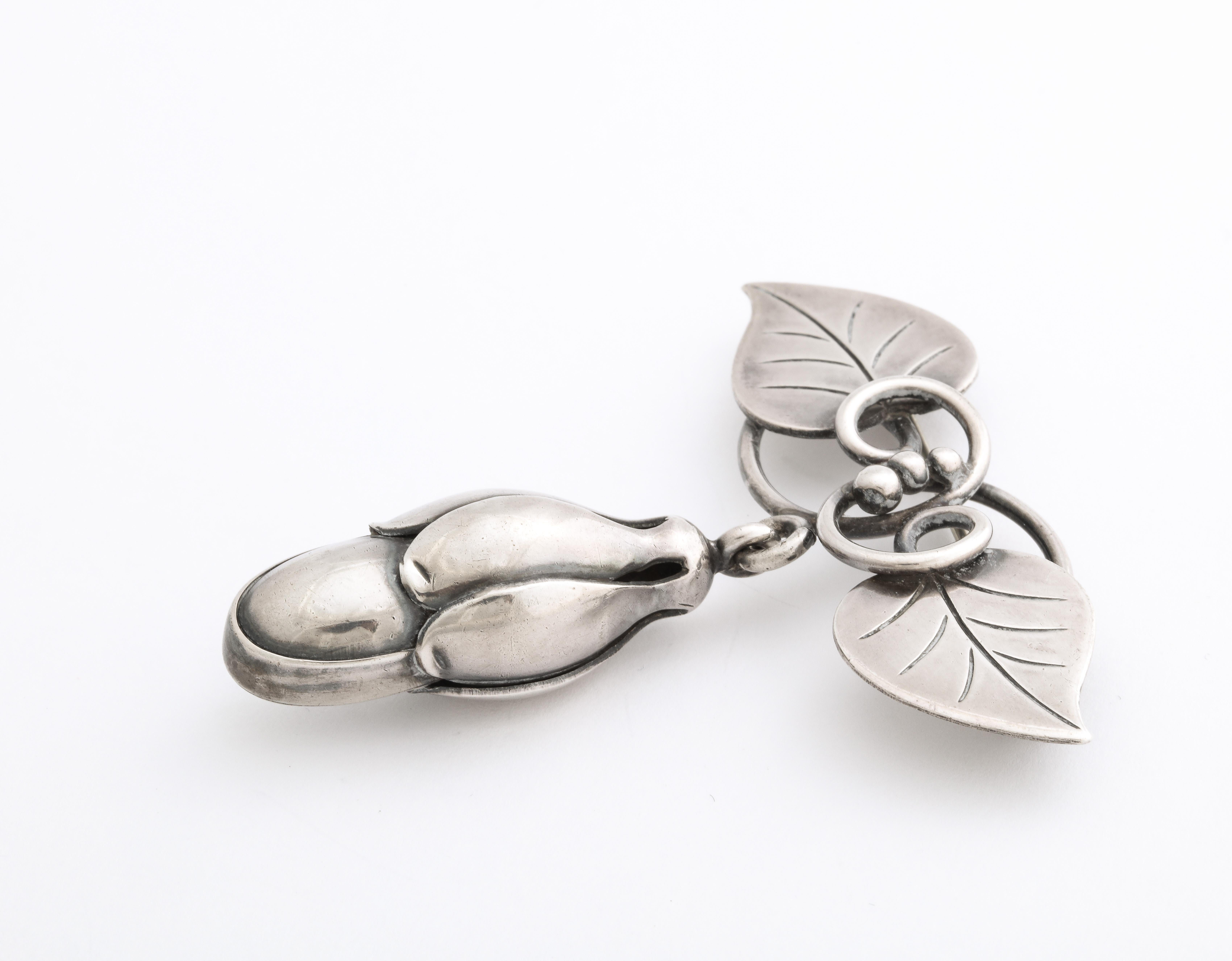 American Modernist Silver Brooch by La Paglia, 1940 In Excellent Condition For Sale In Stamford, CT