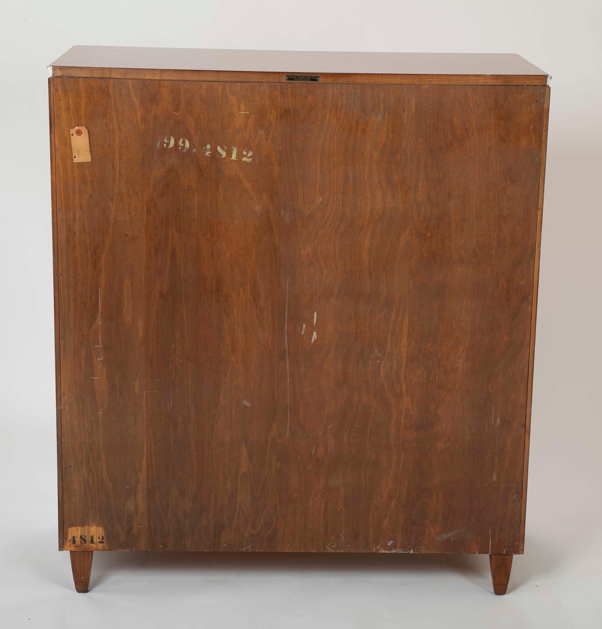 1930's  American Modernist Walnut Chest of Drawers  For Sale 4