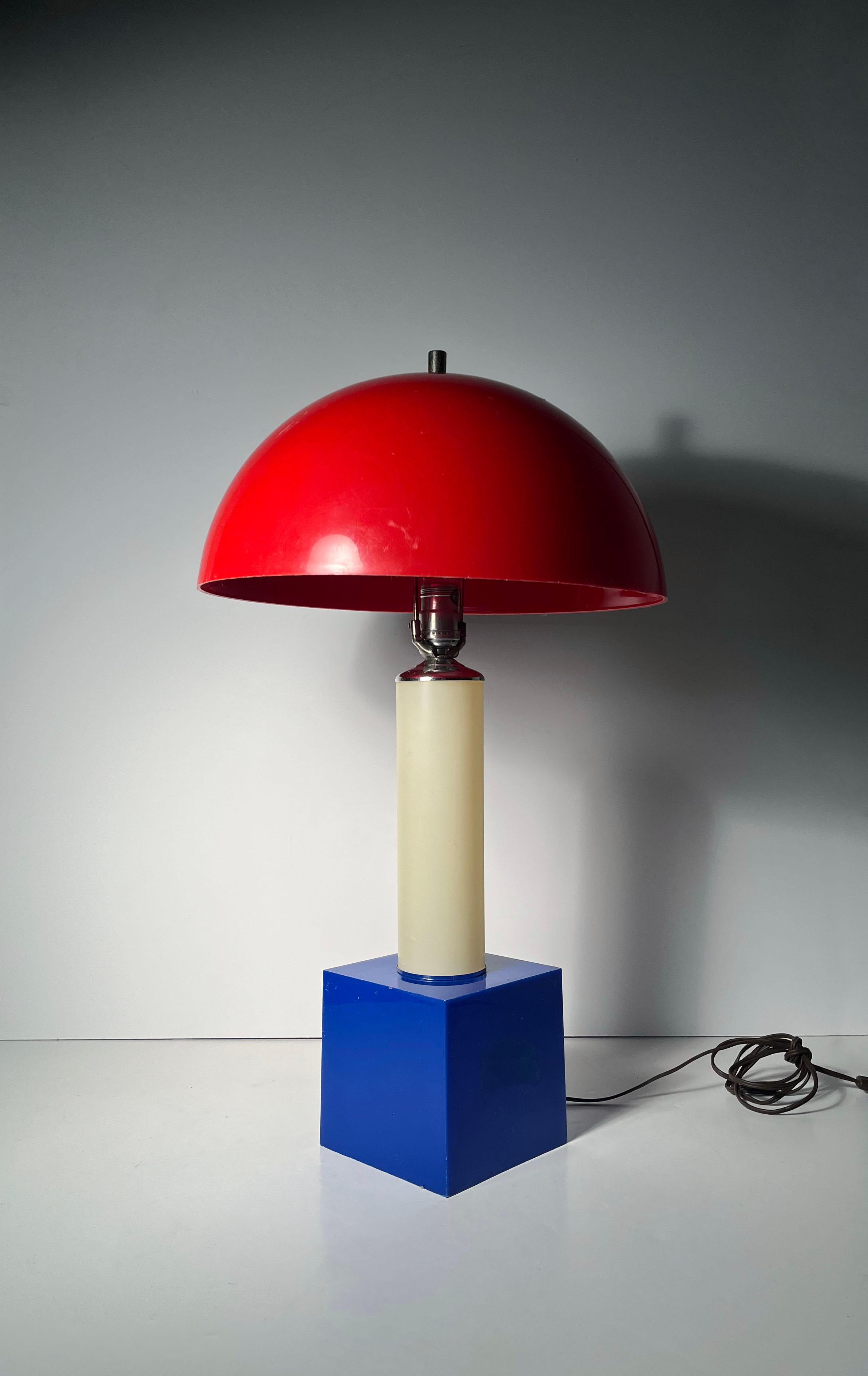 Mid-Century Modern Lampe à dôme en forme de champignon américain par Crown Creative en vente