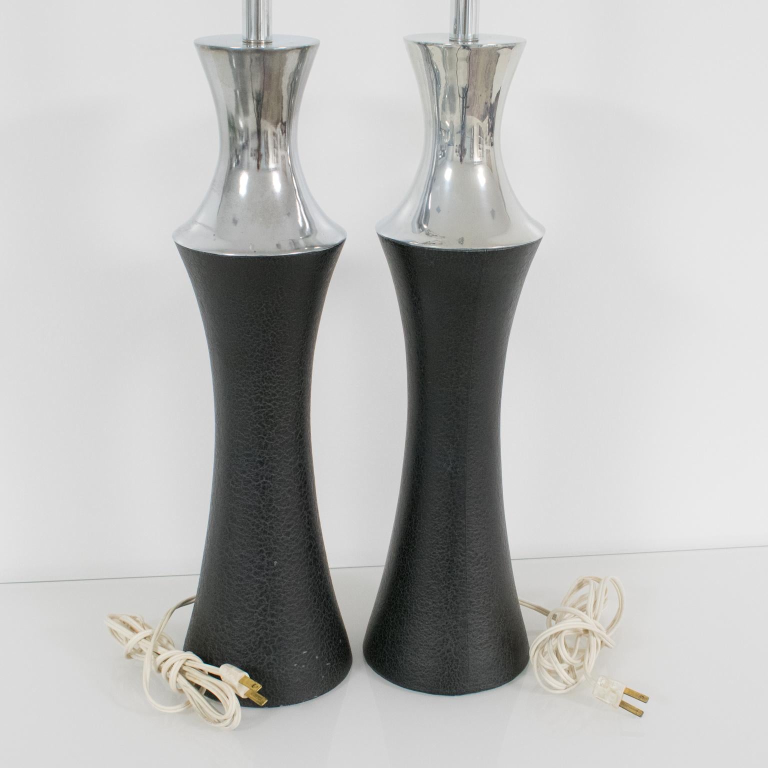 American Mutual Sunset Modernist Aluminum Pair of Table Lamps For Sale 9