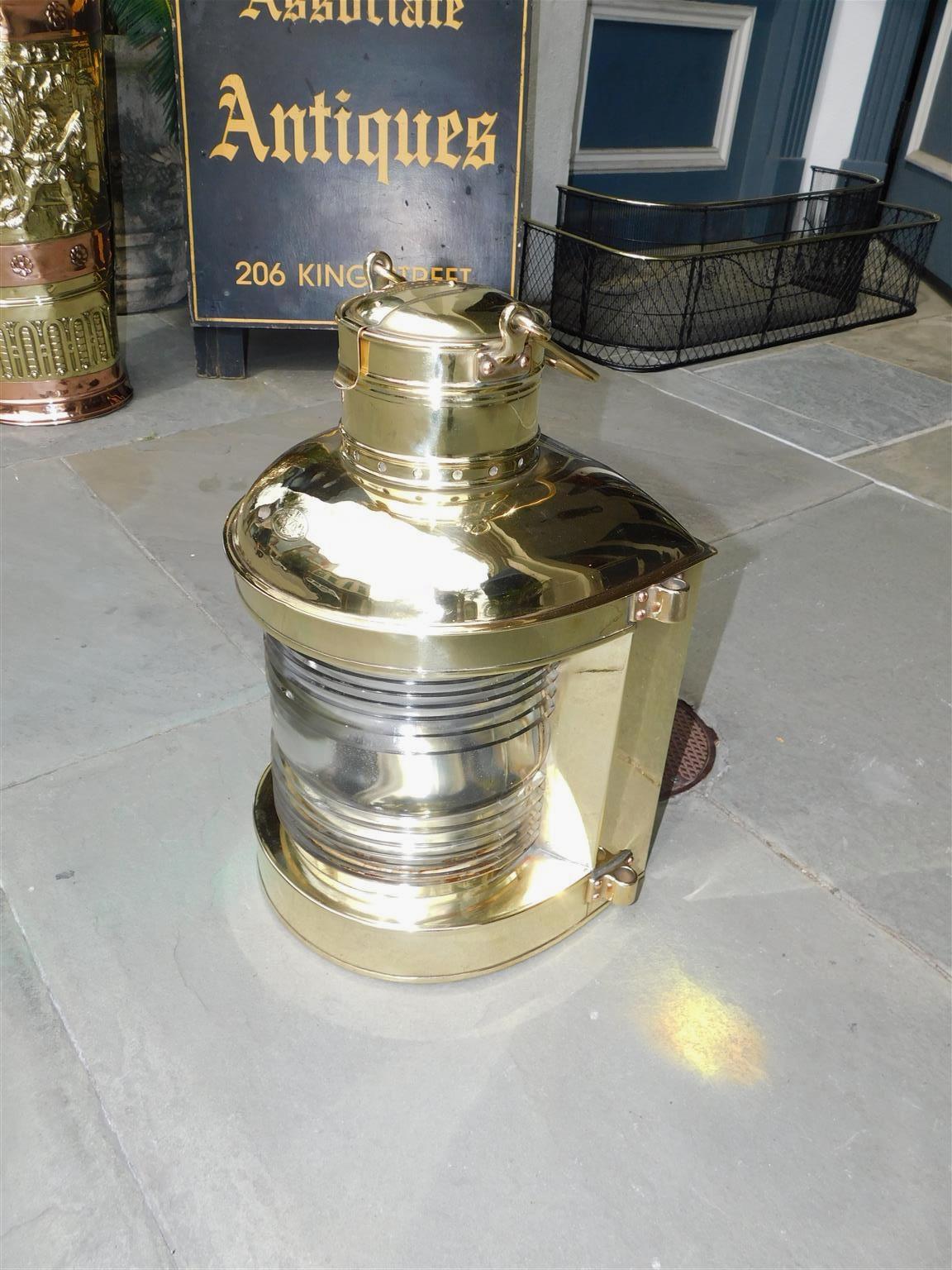 Linterna marina Perko de latón náutico americano con orig. Lente de Fresnel NY C. 1920 artesano estadounidense en venta