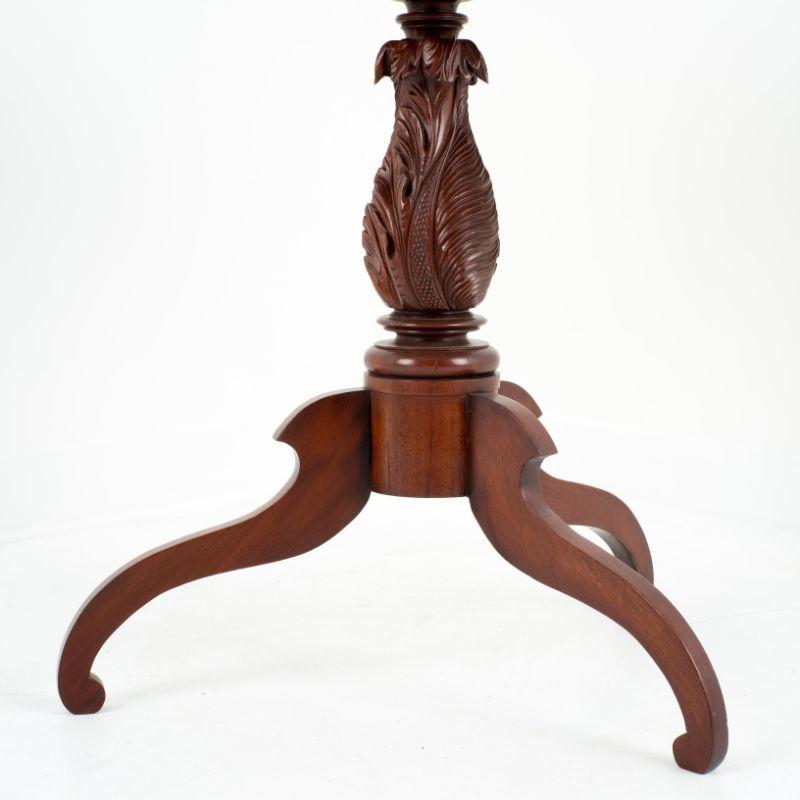 American Neoclassical Feather Carved Mahogany Tilt Top Tea Table, 1815 For Sale 1