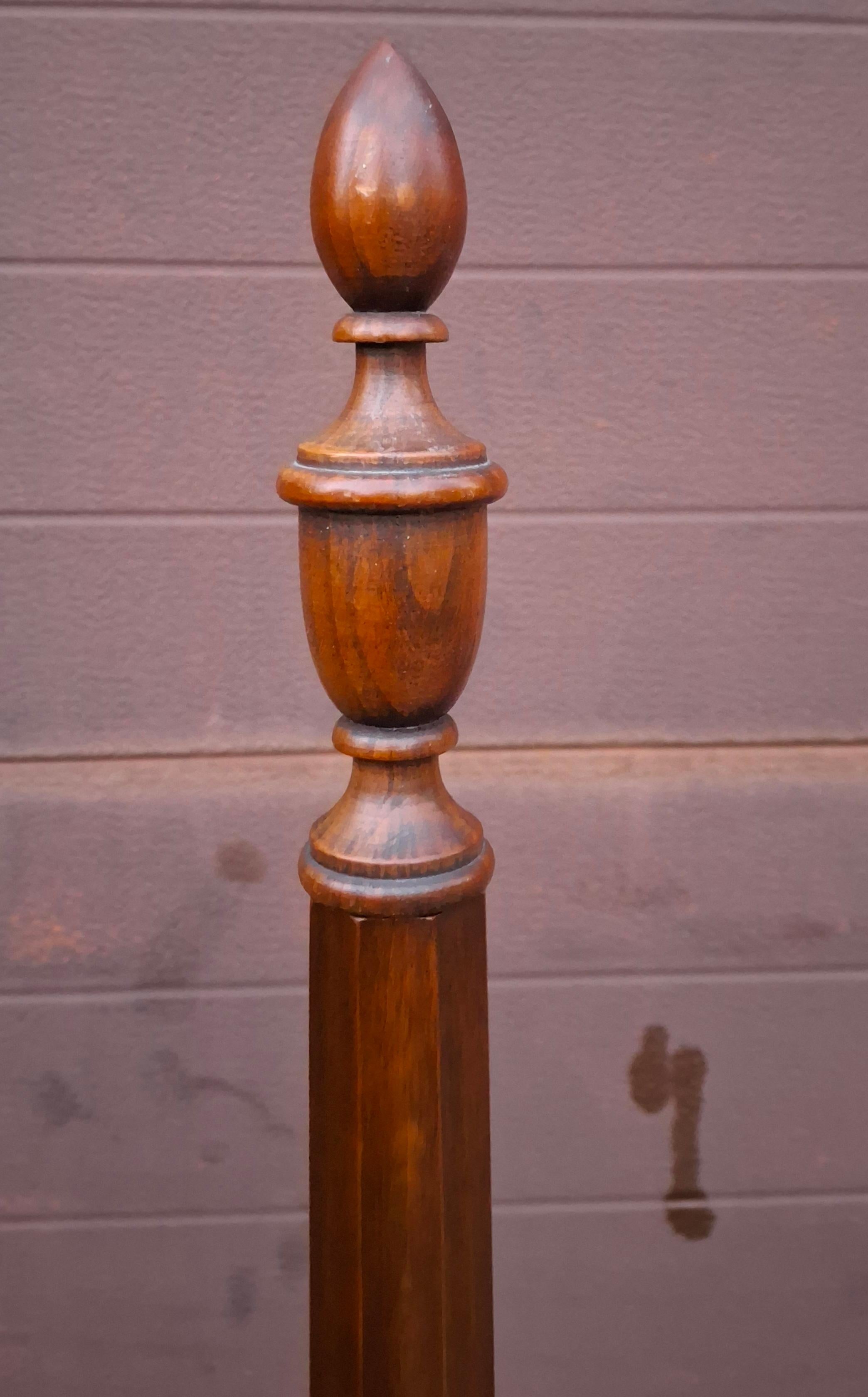 American Neoclassical Massivholz Kirsche Semi-Poster Full Size Bettgestell im Angebot 1