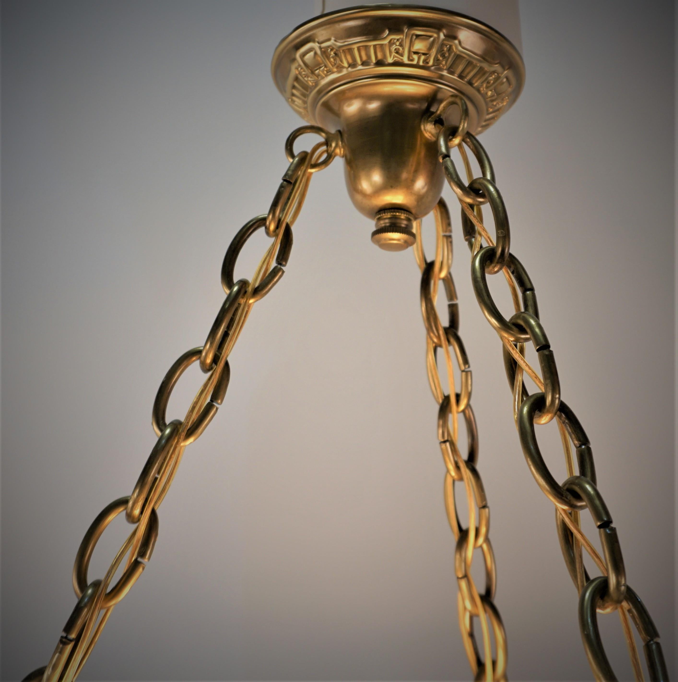 Early 20th Century American Neoclassical Style Glass and Brass Chandelier