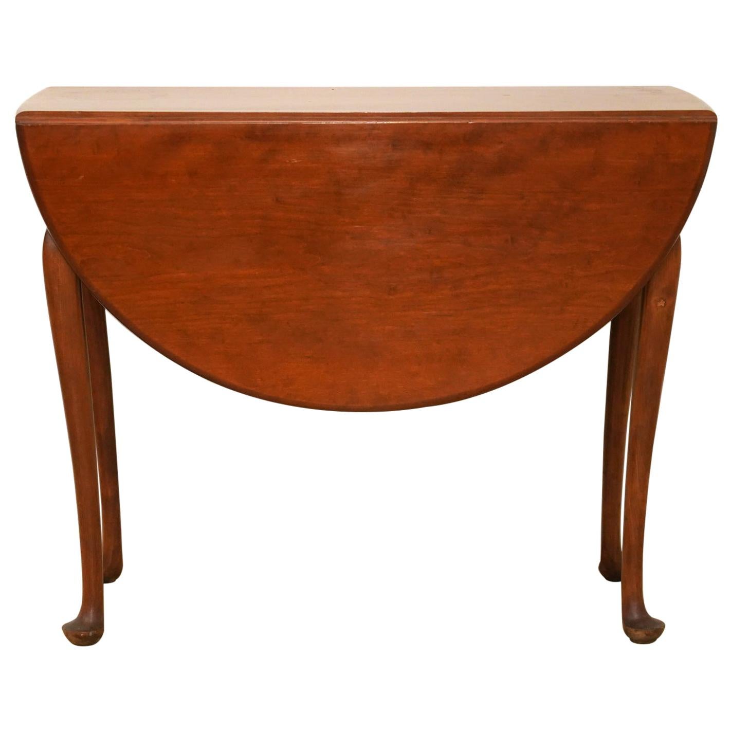 American New England Queen Anne Style Cherry Drop Leaf Table, circa 1780