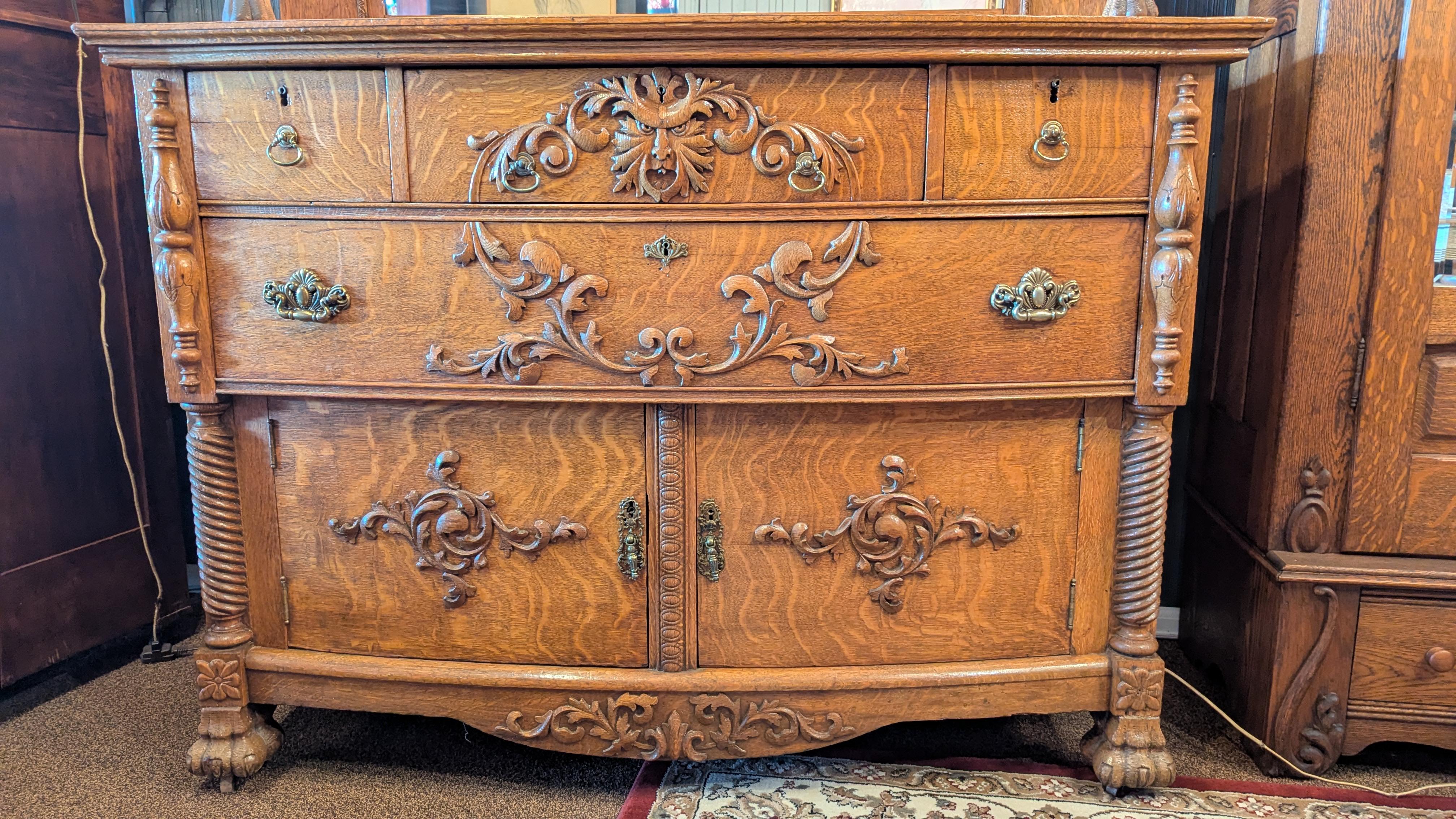 Amerikanische Eiche Griffin Sideboard im Angebot 8