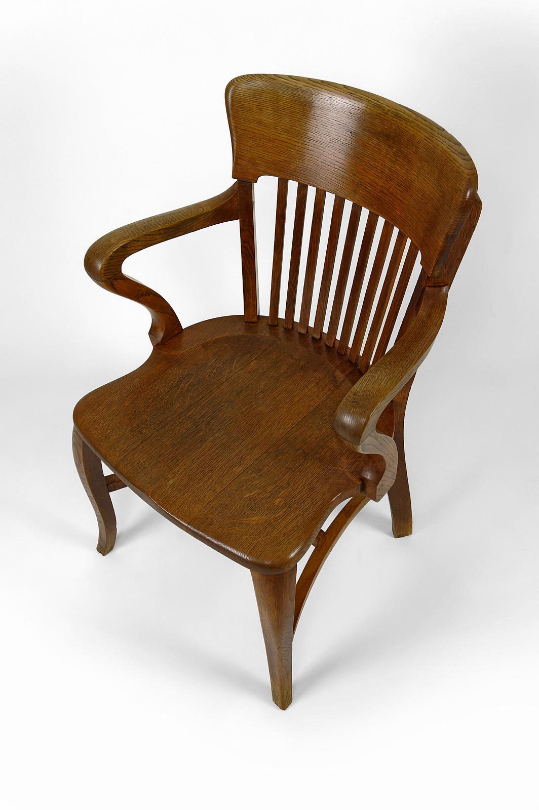 American oak office armchair, USA, circa 1900 For Sale 3