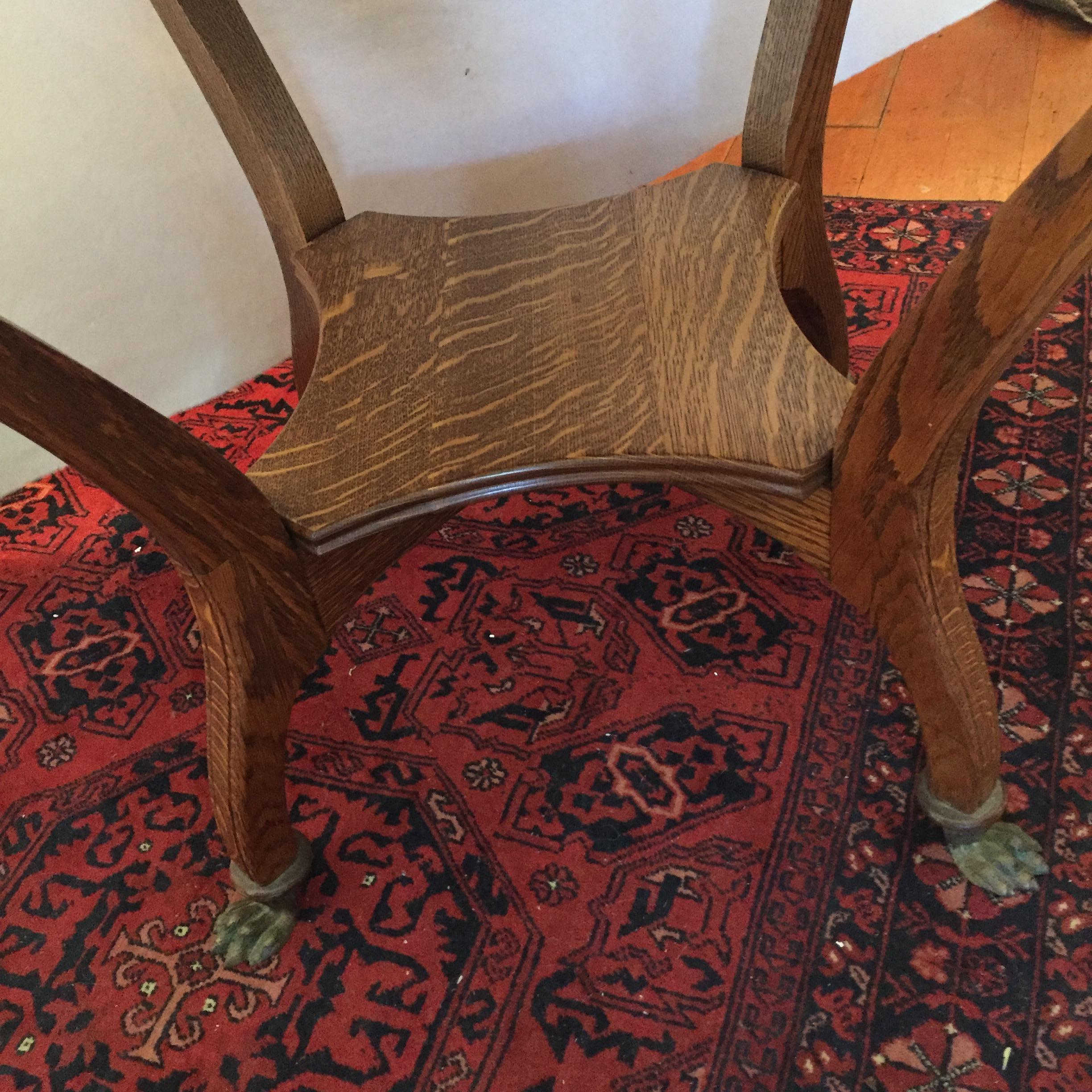 Late Victorian American Oak Round Game Table, Claw Feet, circa 1900