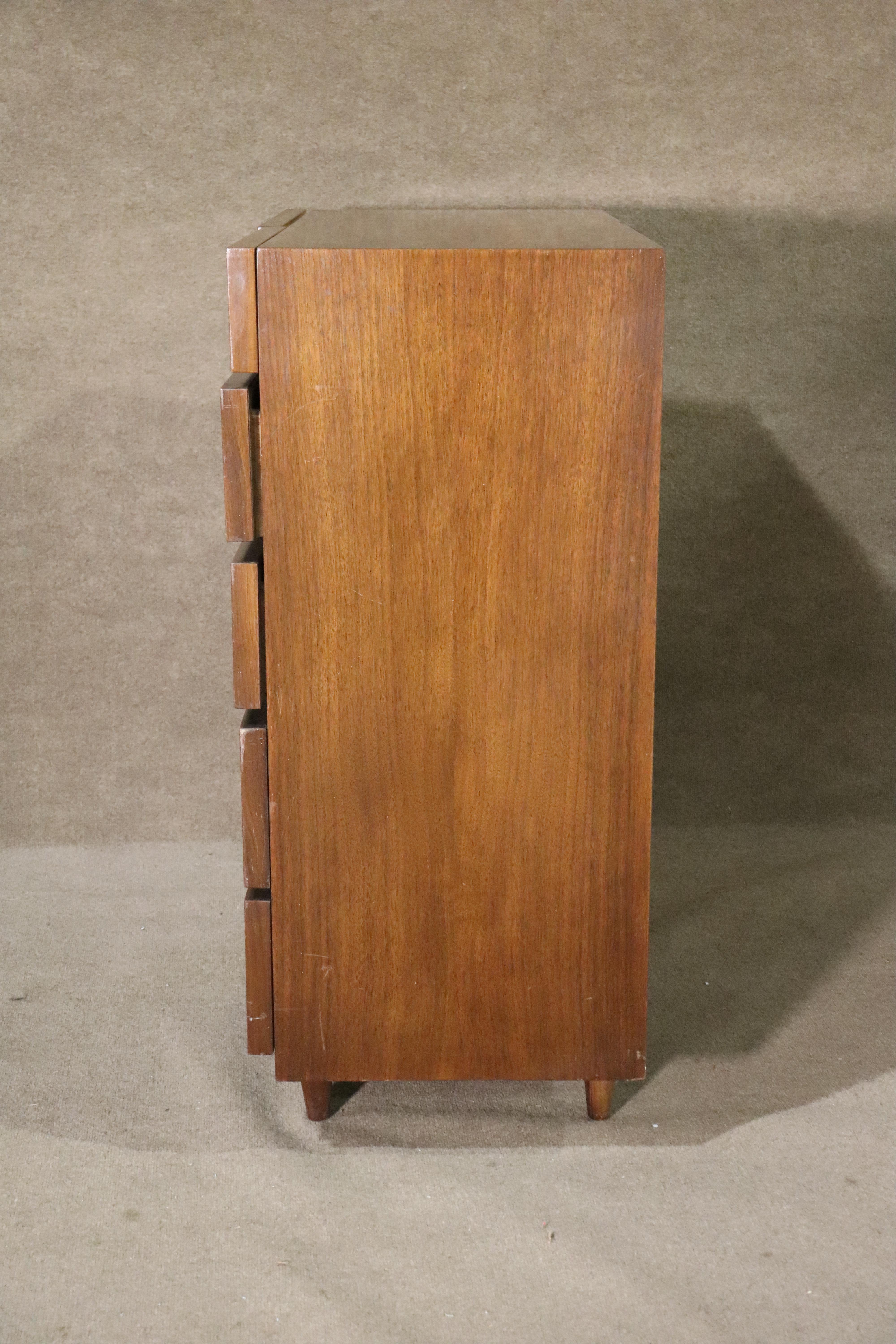 Mid-Century Modern American of Martinsville Chest  For Sale