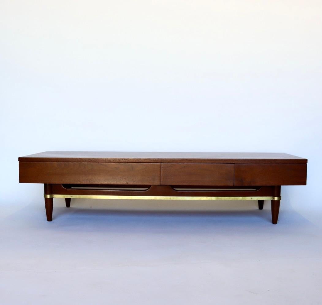Mid-20th Century American of Martinsville Dana Line Bench and Modular Cabinet