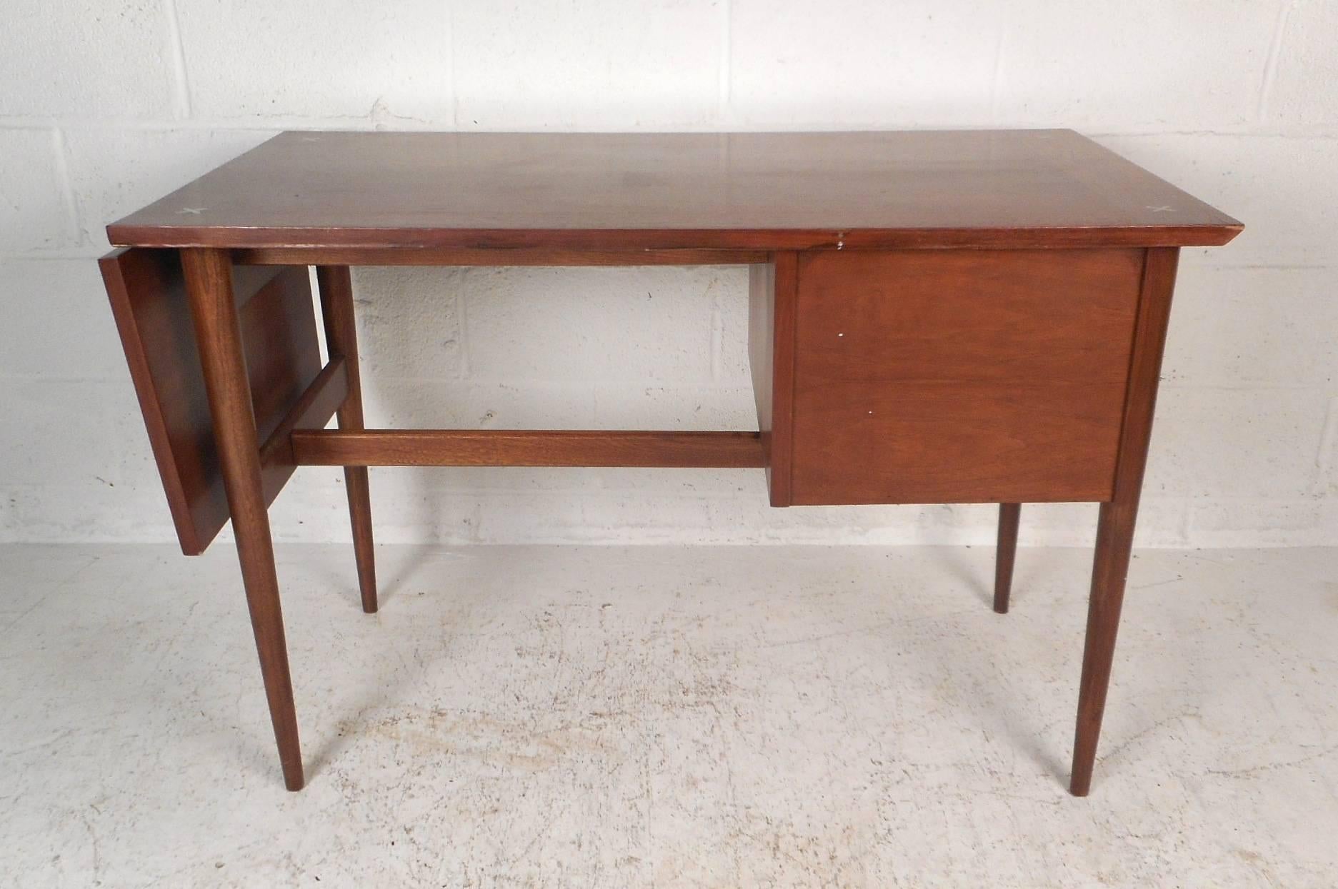 American of Martinsville Drop-Leaf Walnut Desk by Merton Gershun In Good Condition In Brooklyn, NY