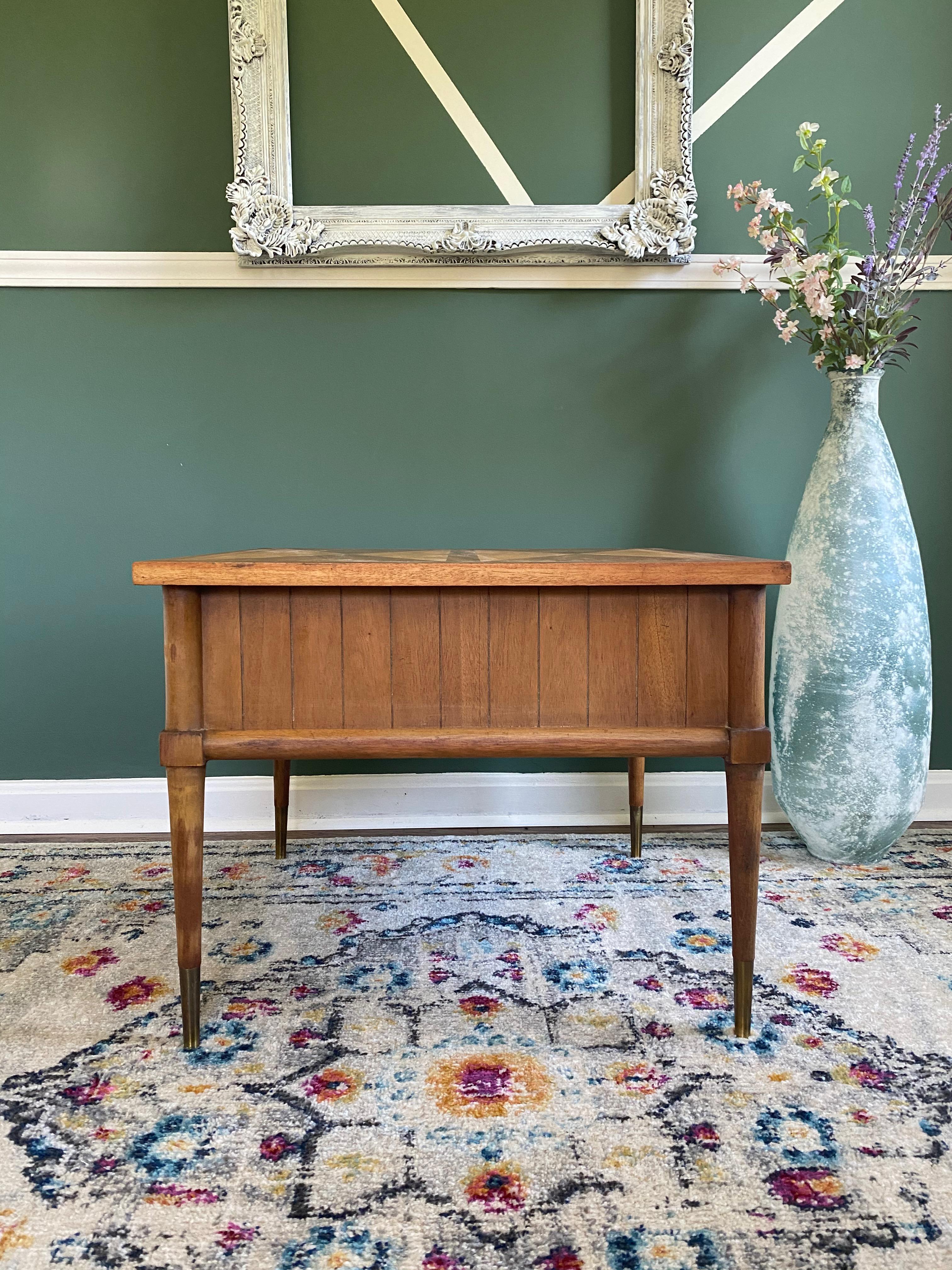Table d'extrémité American of Martinsville en vente 4