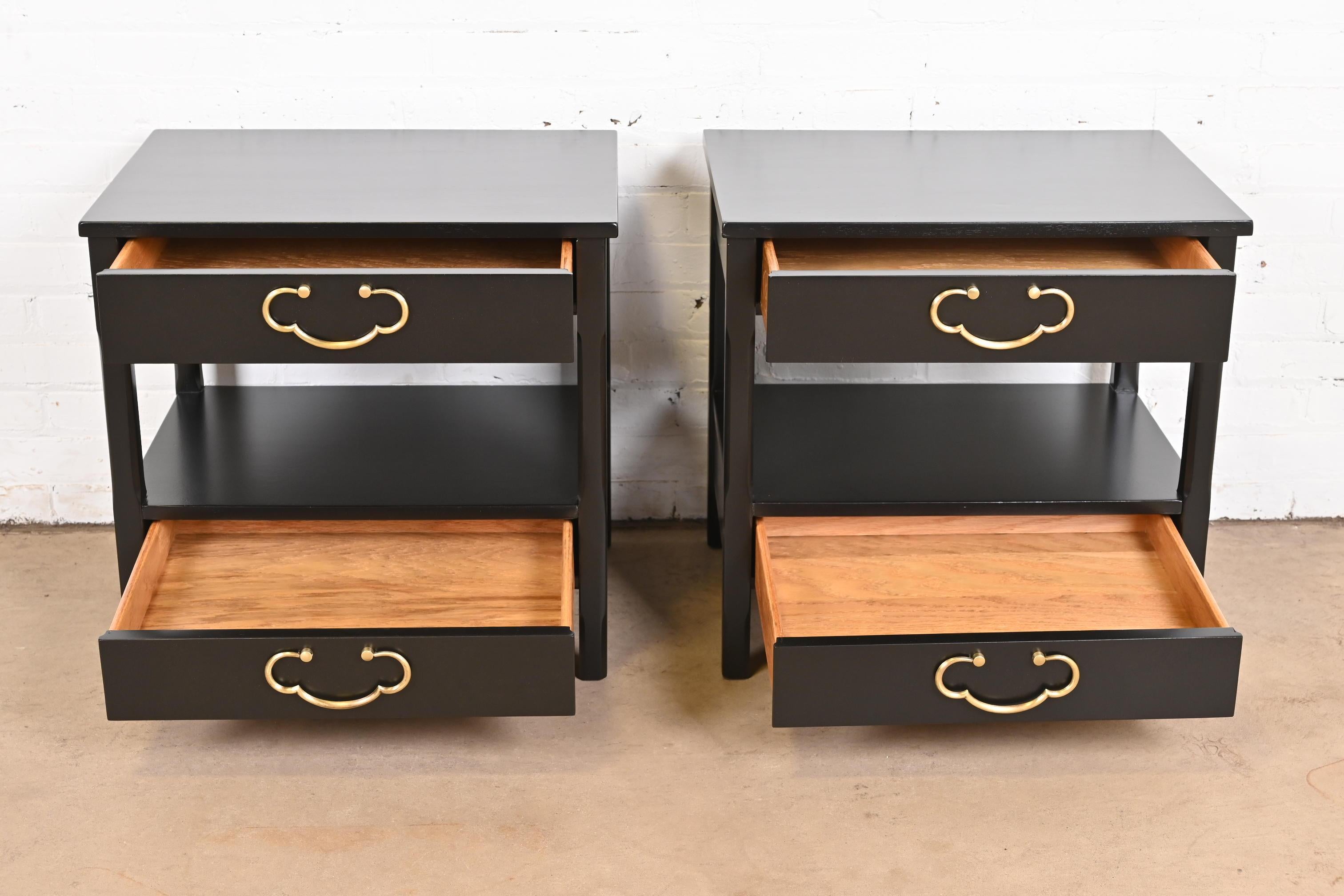 American of Martinsville Mid-Century Black Lacquered Nightstands, Refinished For Sale 2