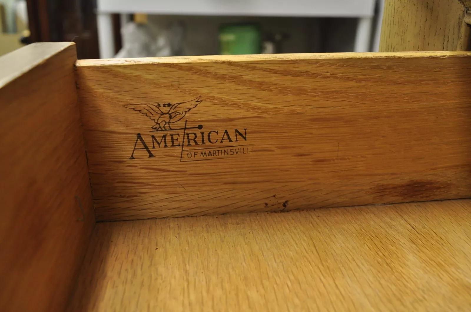 American of Martinsville Mid Century Modern Blonde Holztruhe auf Kommode, Mid-Century Modern 3