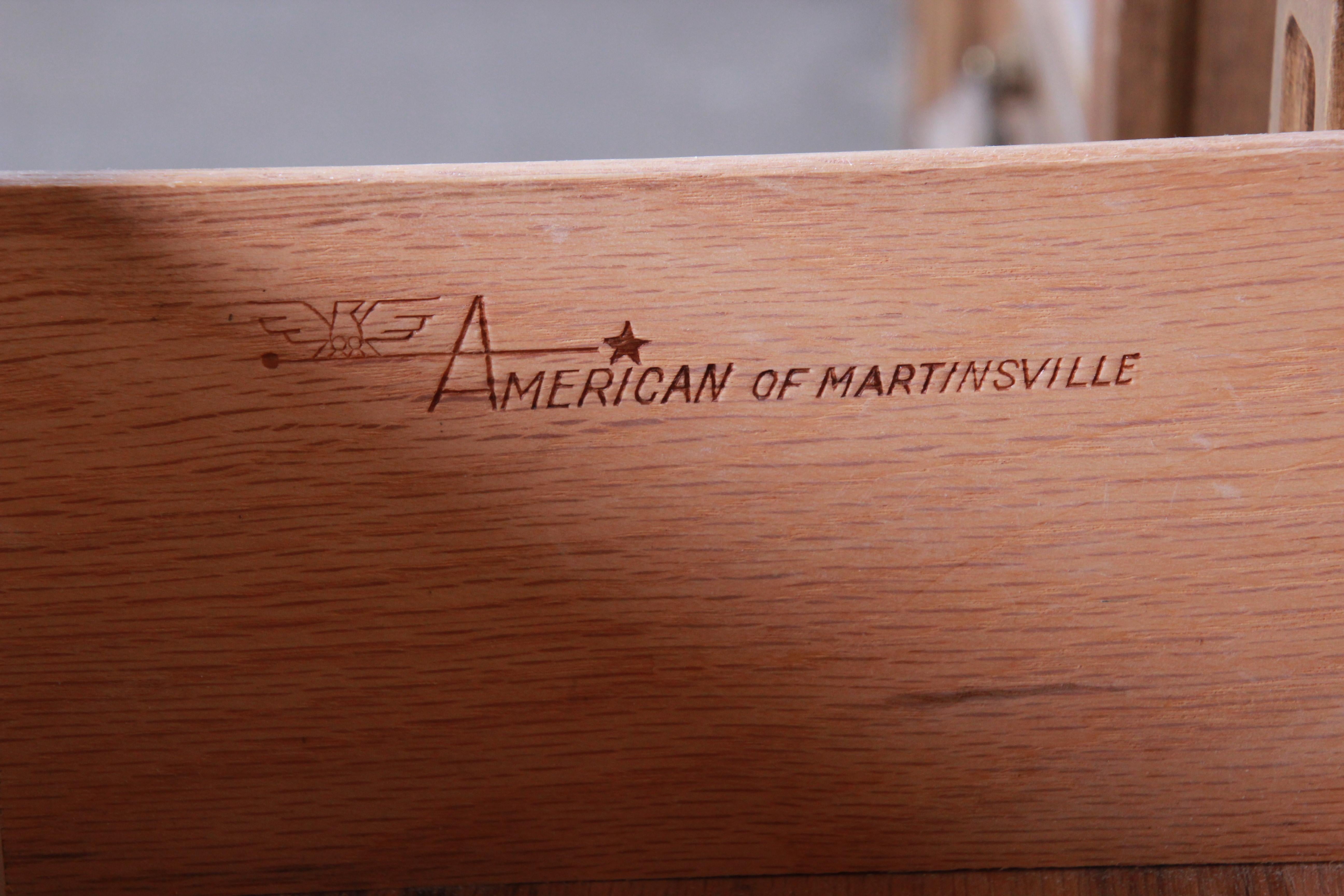American of Martinsville Mid-Century Modern Cherry and Burl Nightstands, Pair 8
