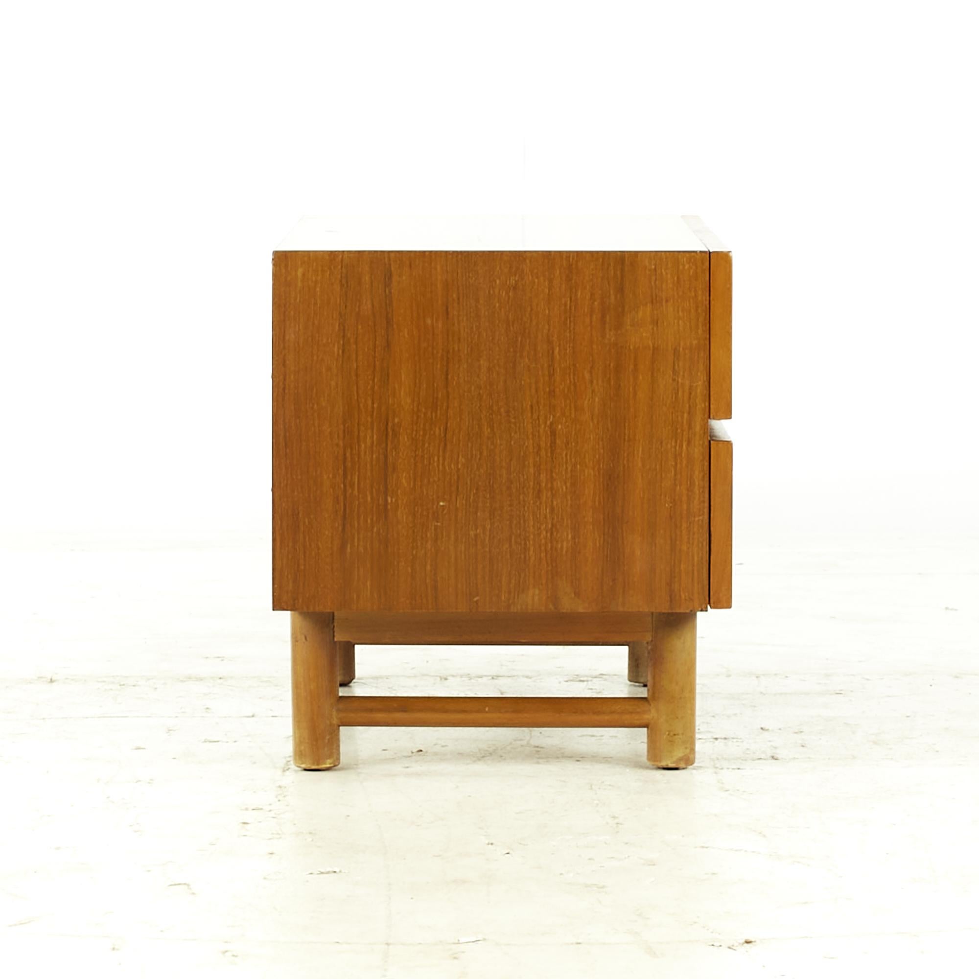 Late 20th Century American of Martinsville Midcentury Walnut Nightstand For Sale