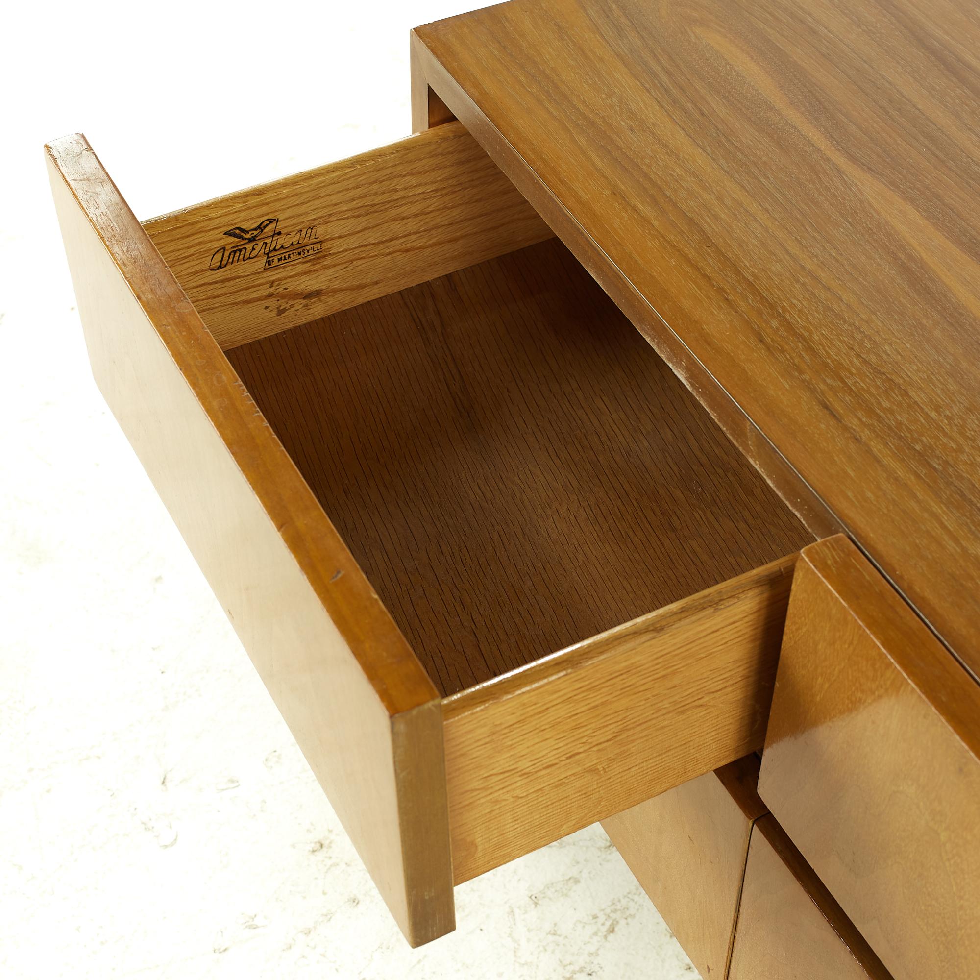 American of Martinsville Midcentury Walnut Nightstand For Sale 3