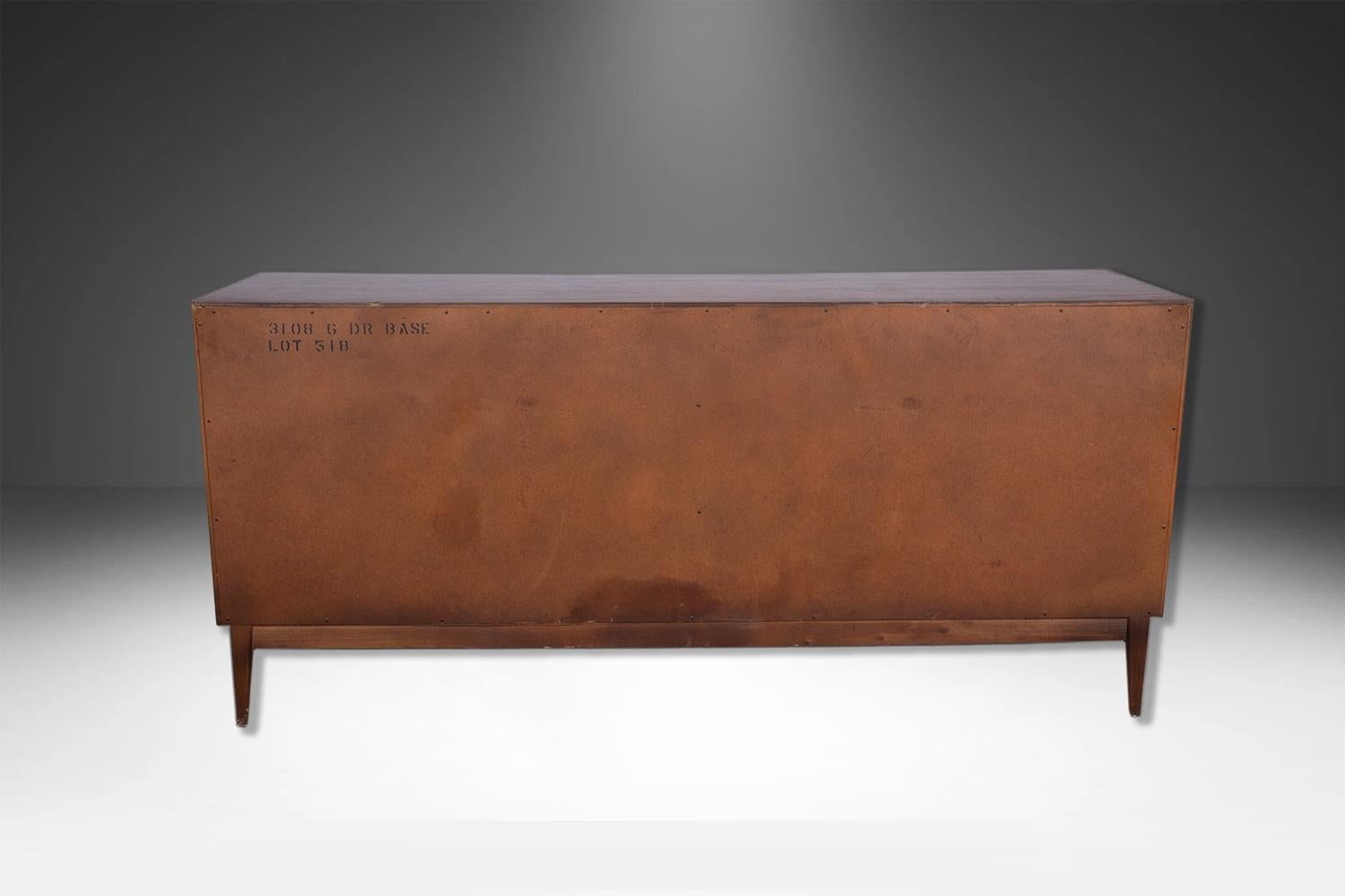 American of Martinsville MidCentury 9 Drawer Dresser Credenza For Sale 5