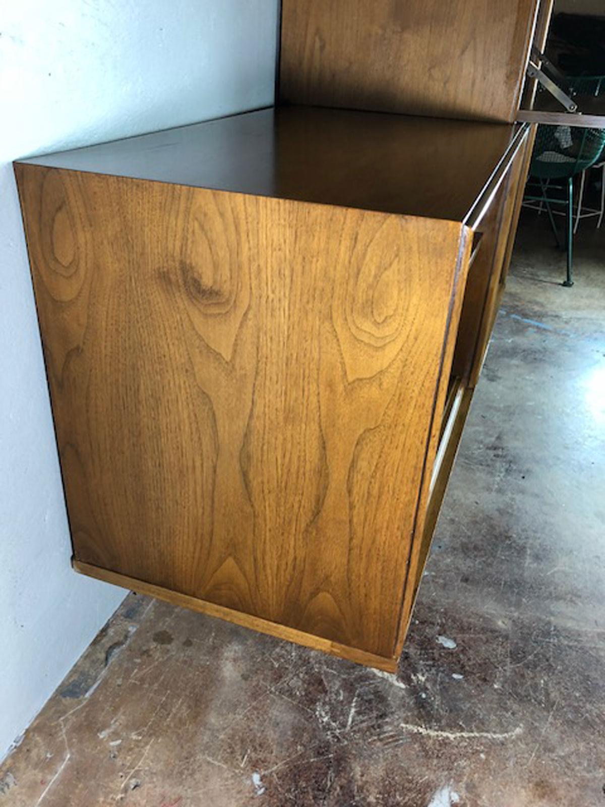 Mid-Century Modern American of Martinsville Modular Hutch and Desk For Sale