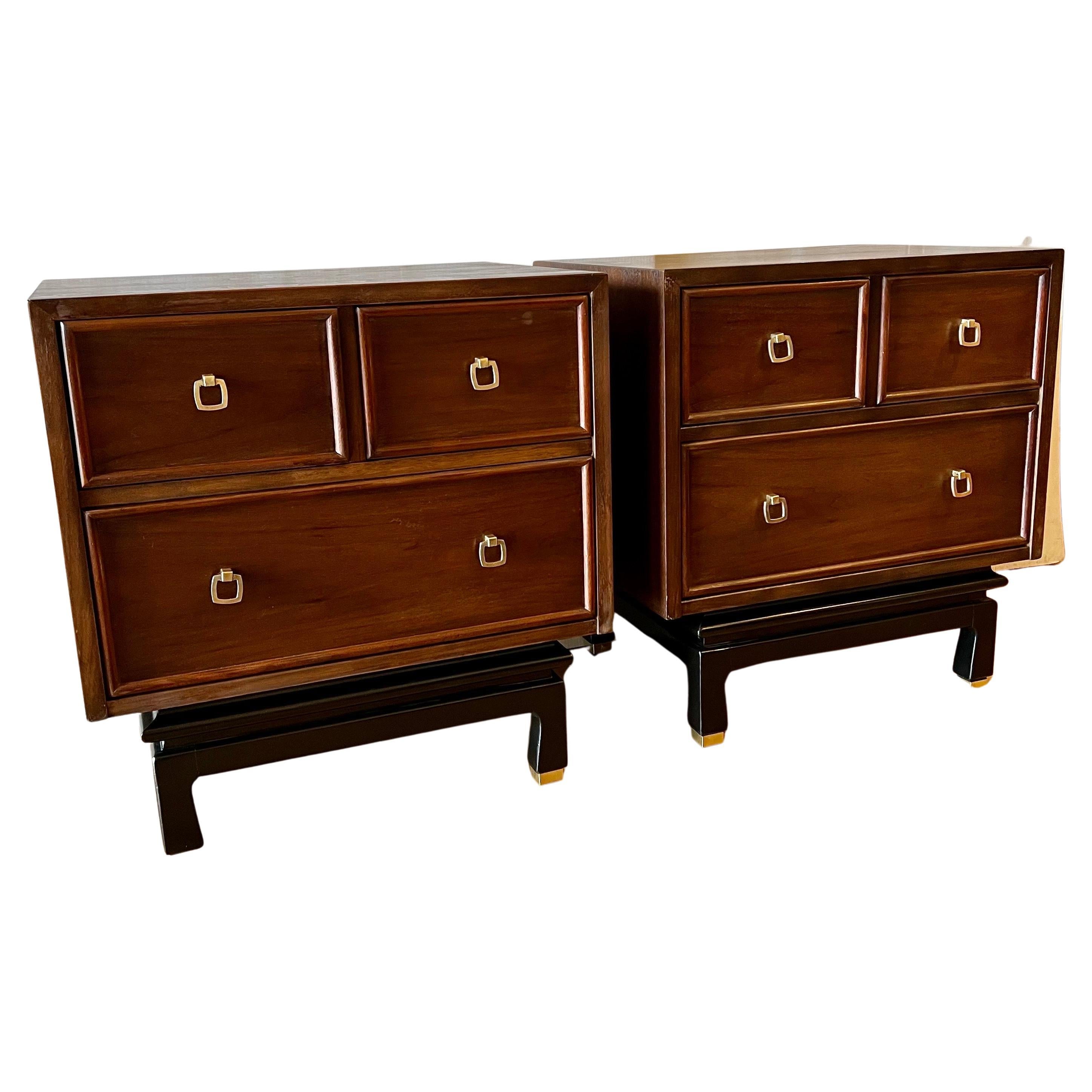 American of Martinsville Pair of Nightstands / Cabinets Hollywood Regency For Sale 1