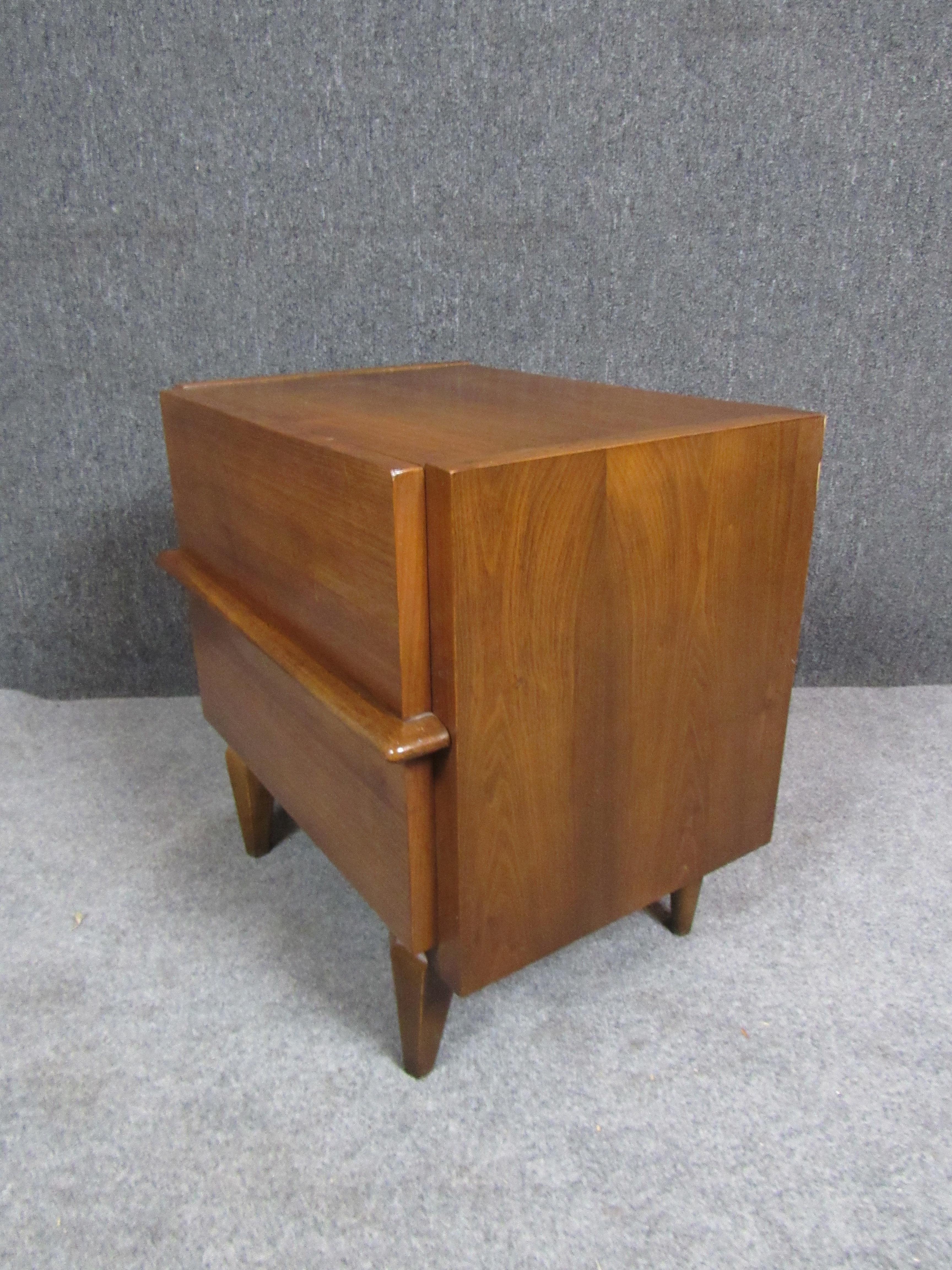 Carved American of Martinsville Sculpted Walnut Nightstand For Sale