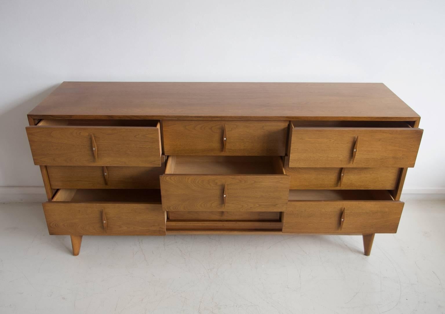 Mid-Century Modern American of Martinsville Sideboard with Nine Drawers, circa 1950s