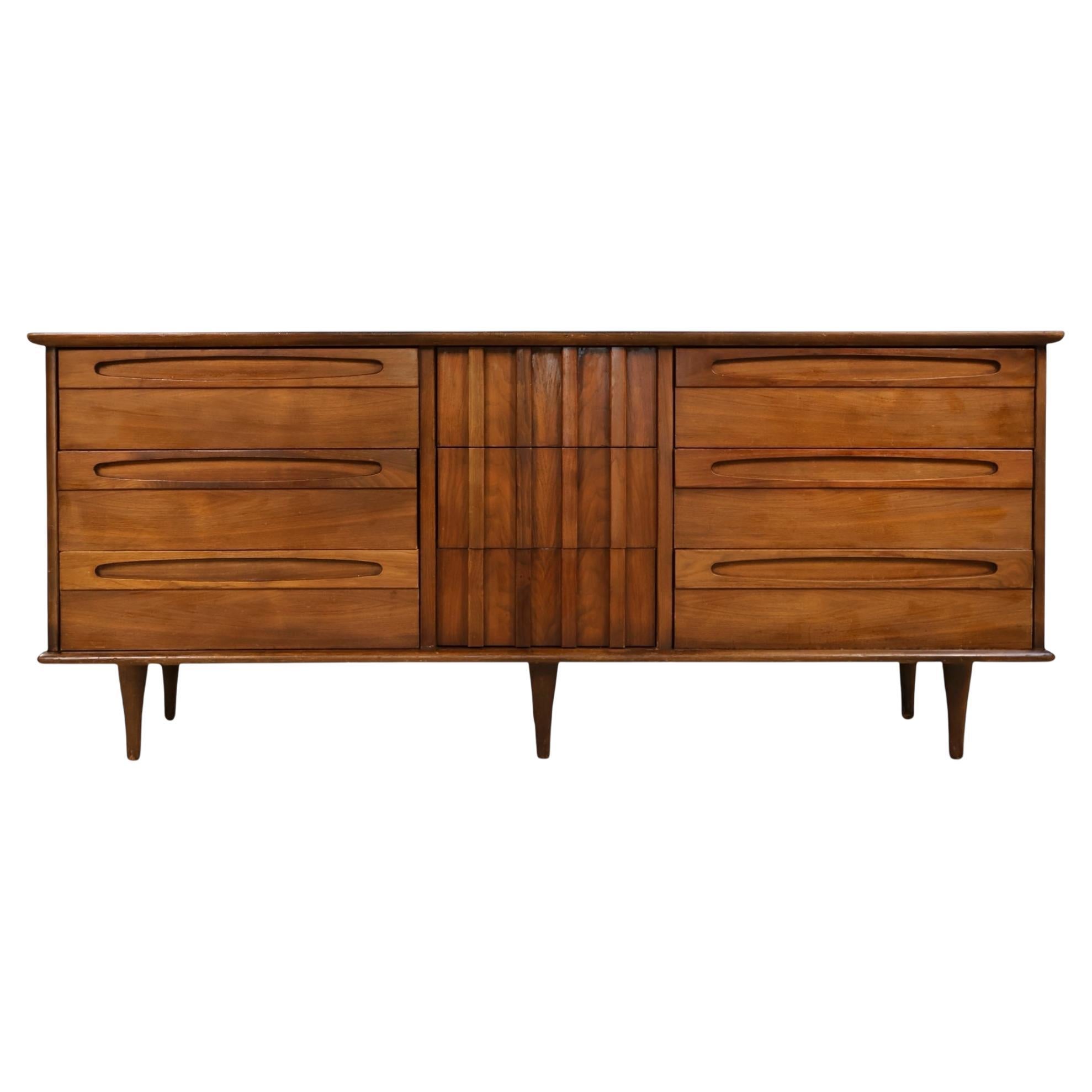 American of Martinsville Vintage Mid Century Modern Brutalist Lowboy Dresser c.