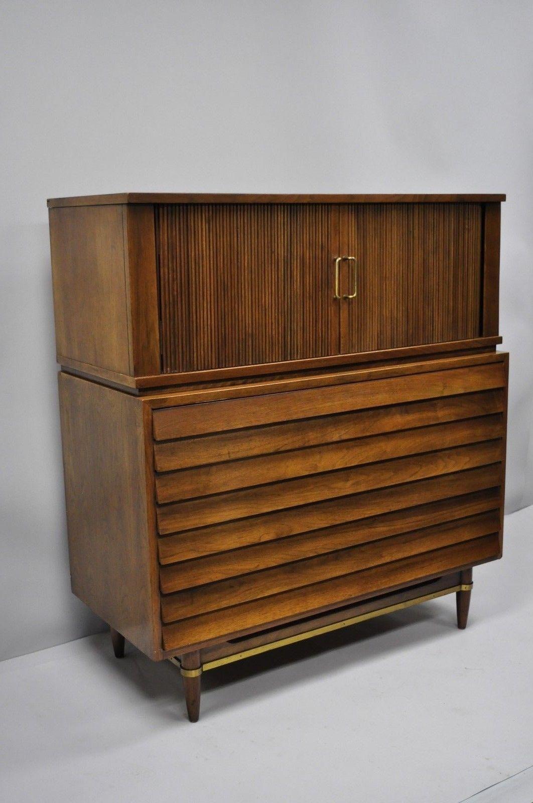 American of Martinsville Walnut Louvered Drawer Dresser Mid-Century Modern Chest 5