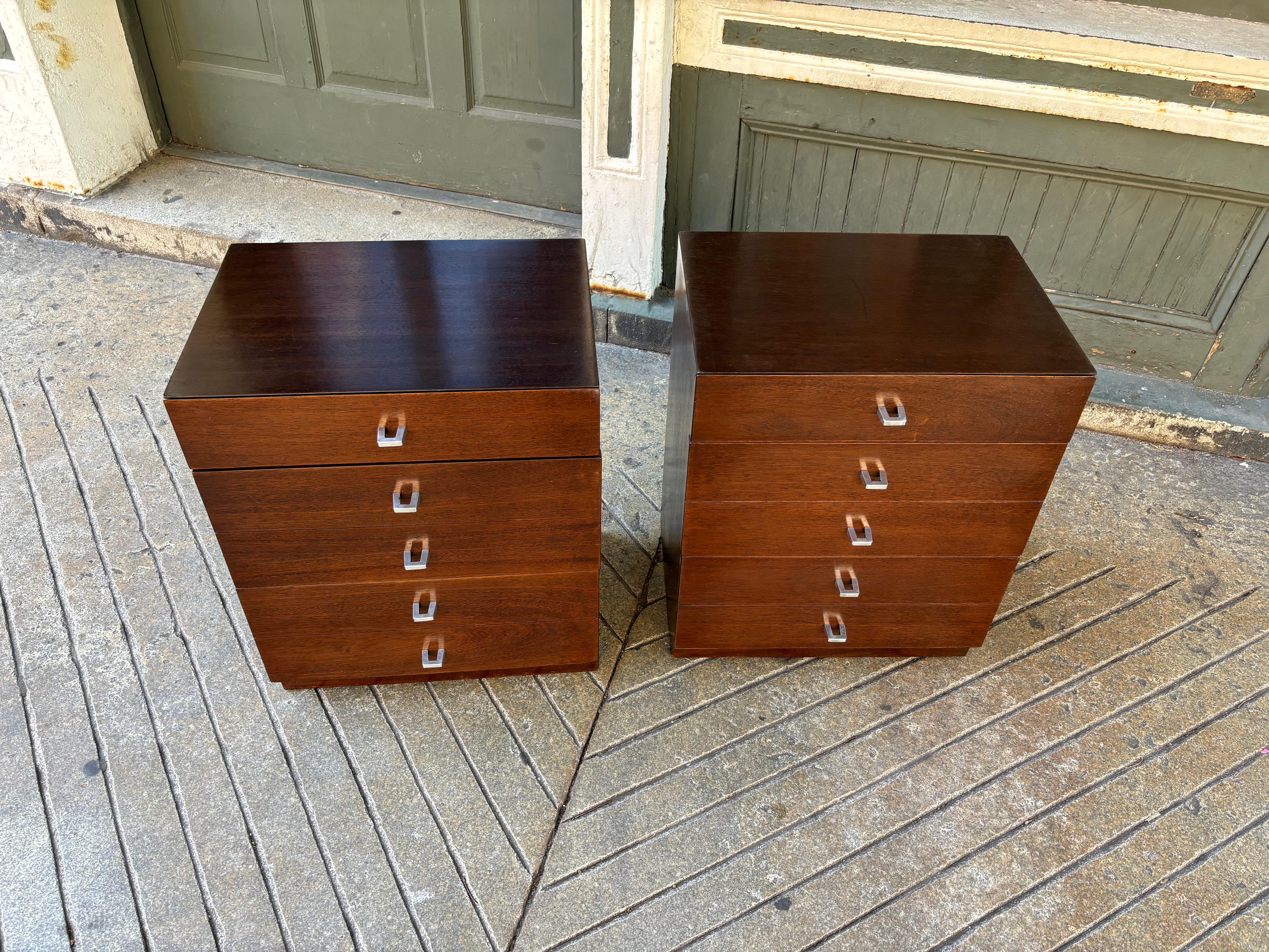 American of Martinsville Walnut Nightstands In Good Condition In Philadelphia, PA