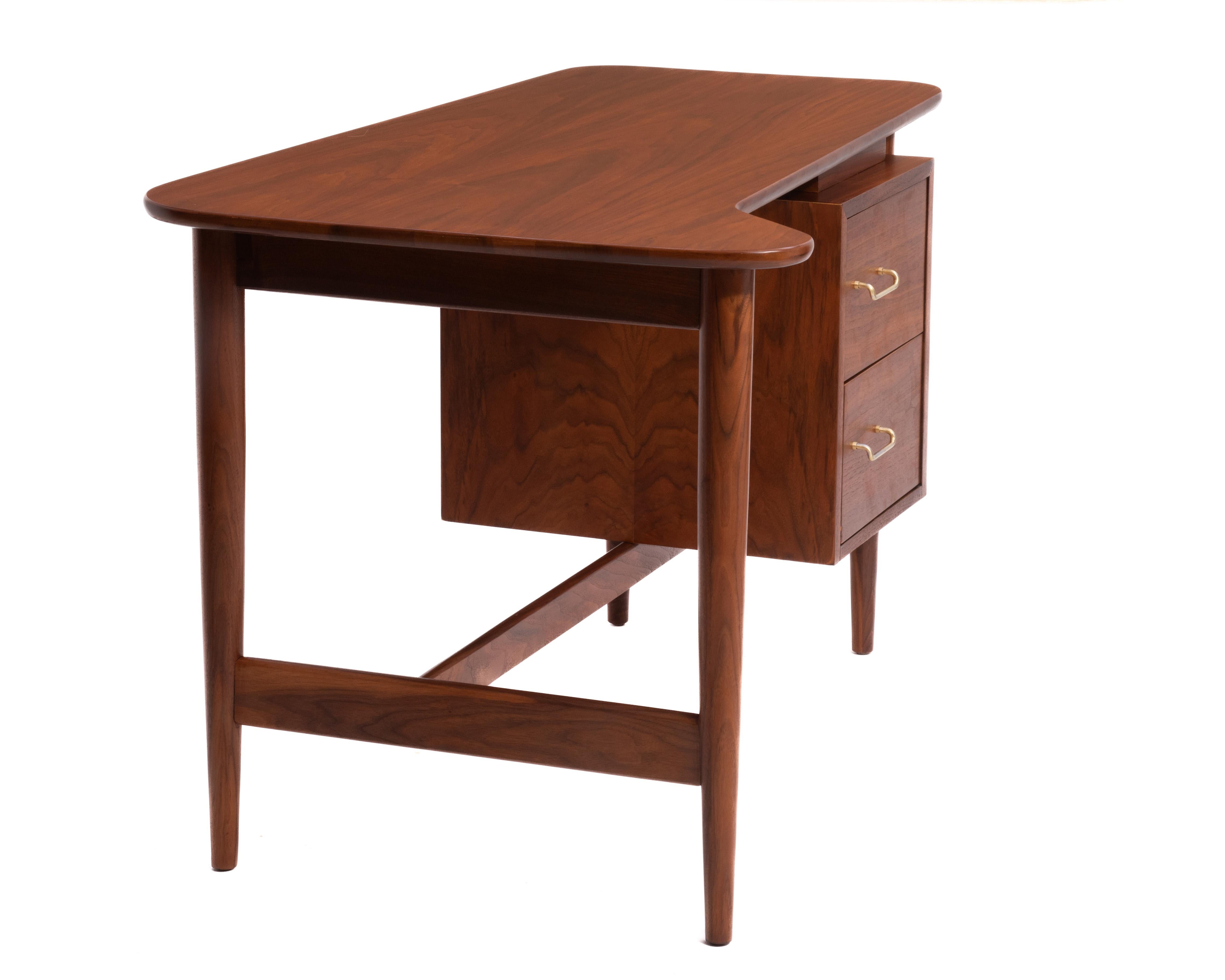 American of Martinsville Walnut Writing Desk Merton Gershun Mid Century Modern In Good Condition In Forest Grove, PA