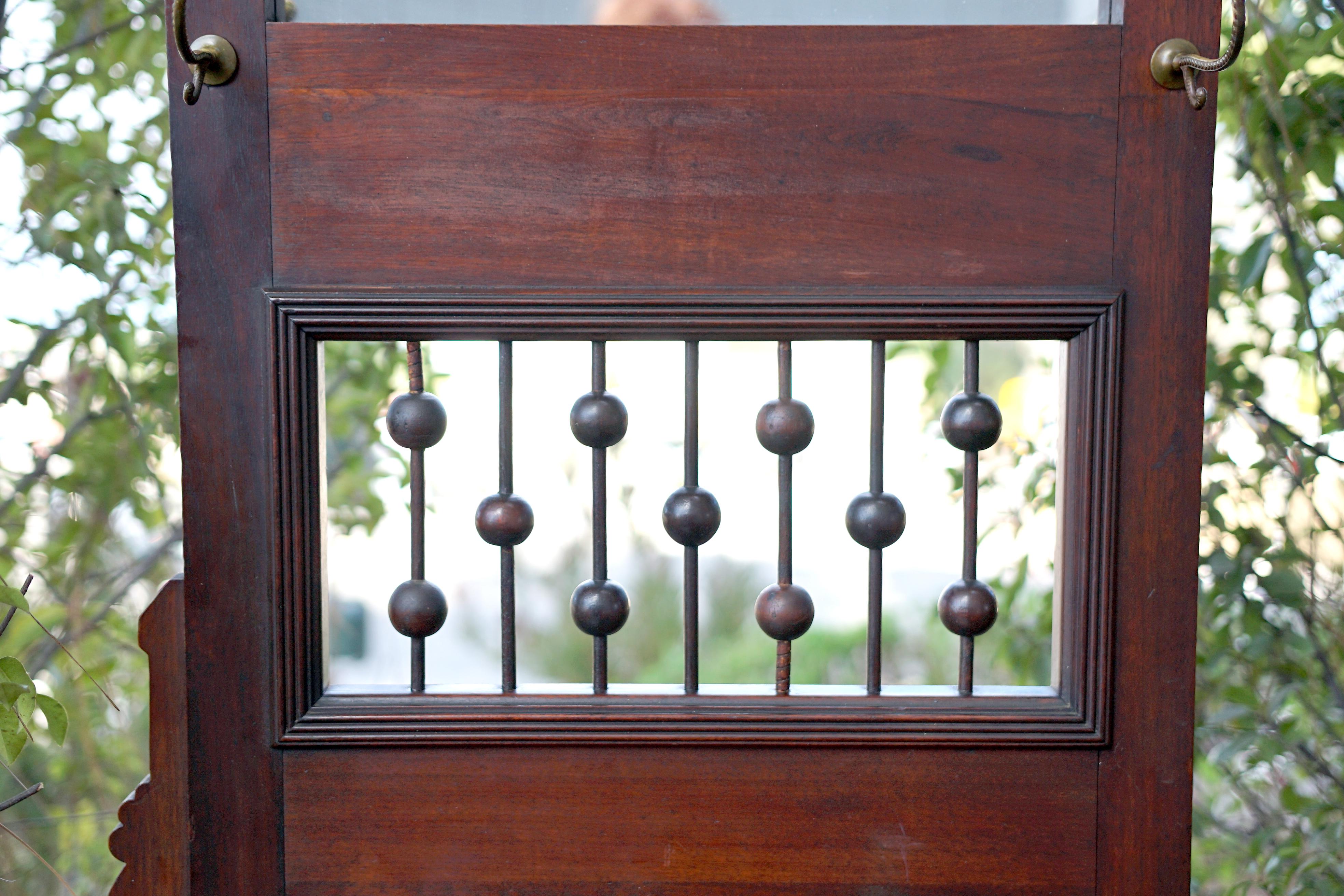 American or English Antique Aesthetic Movement Mahogany Hall Tree, Coat Stand In Good Condition For Sale In Lomita, CA