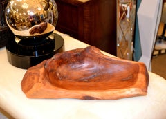 Amerikanisches organisches modernes handgefertigtes dekoratives Serviertablett aus Hartholz